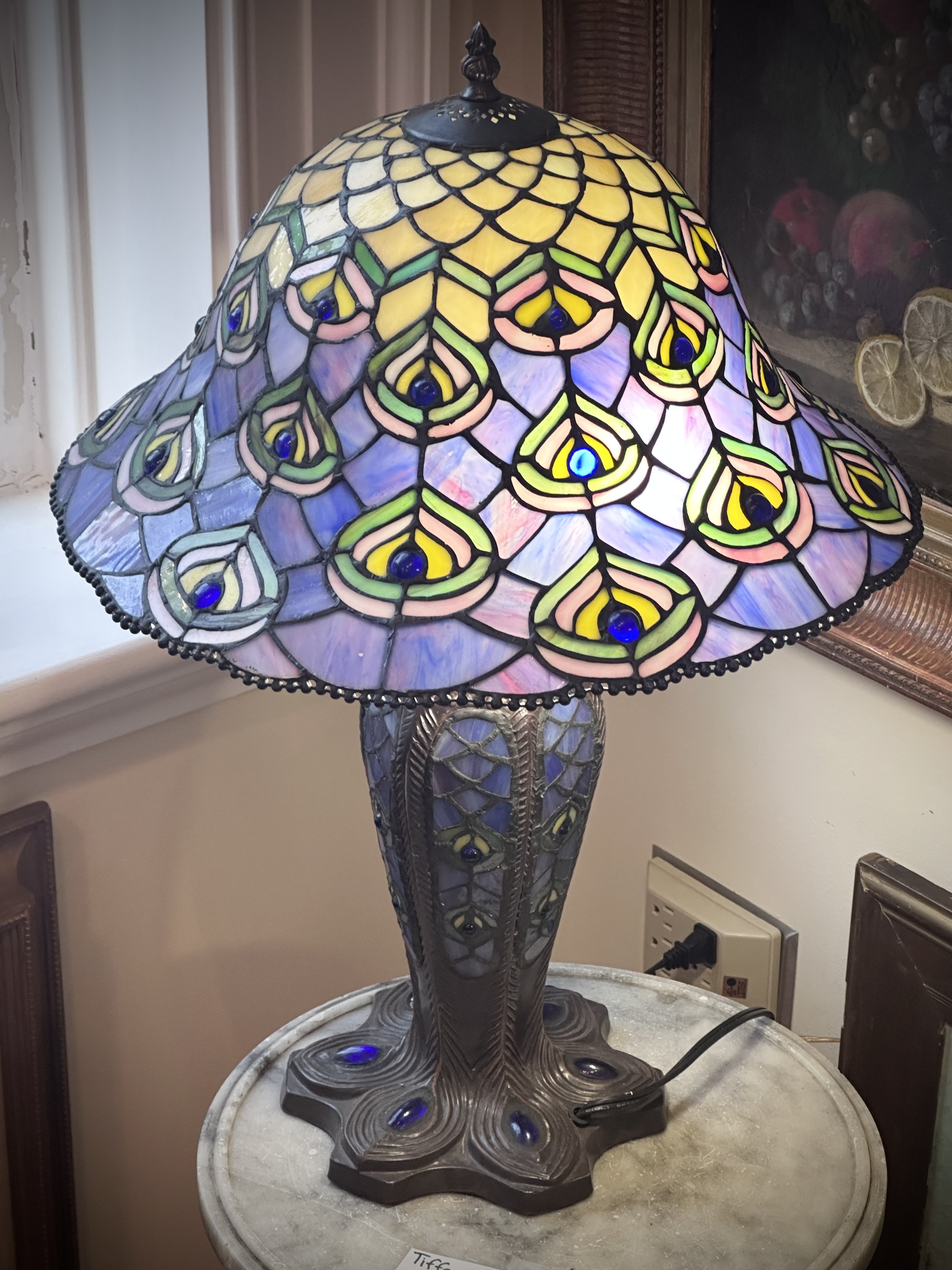Tiffany-Style Stained Glass Peacock Lamp