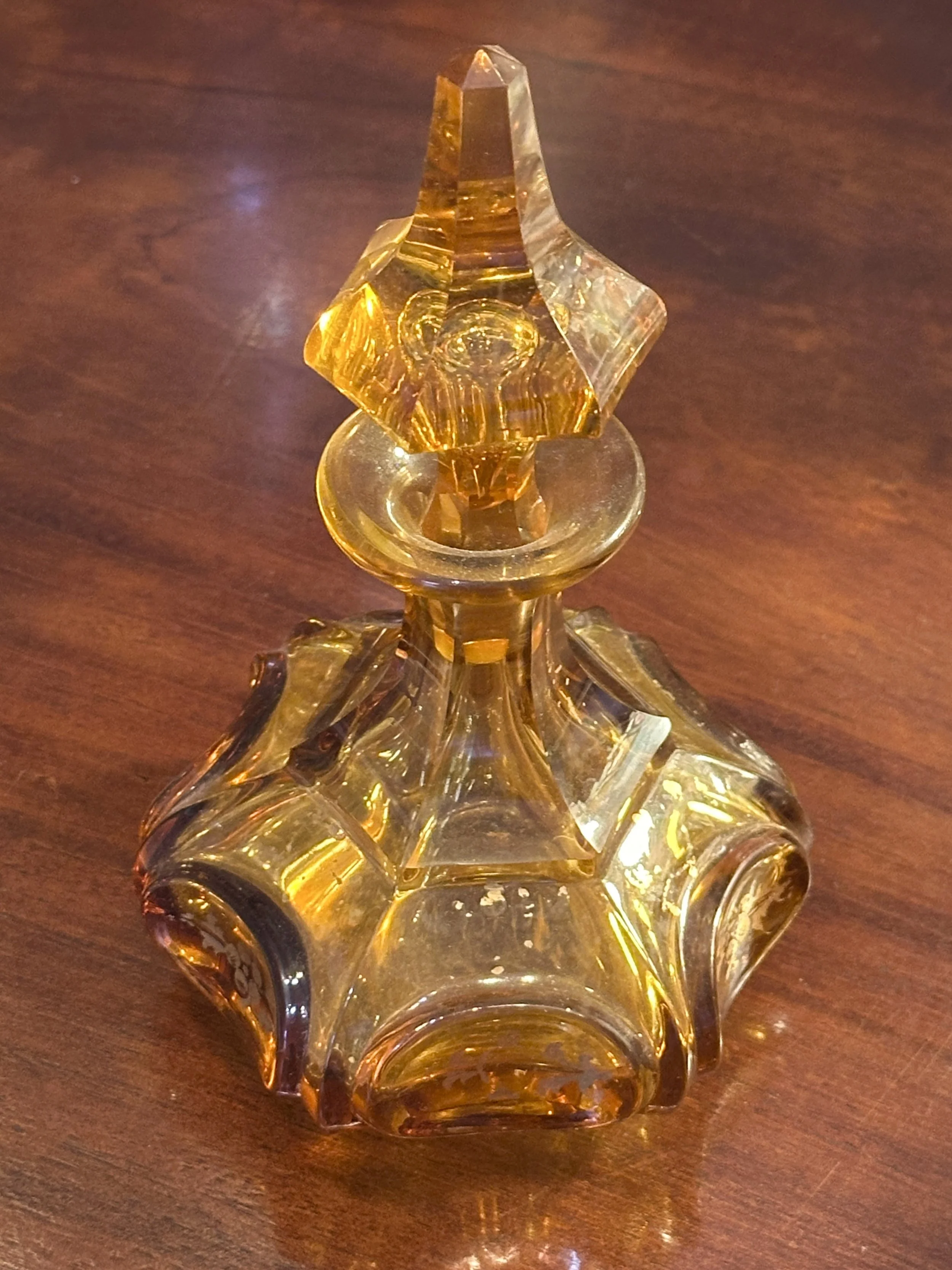 Vintage Amber Glass Decanter with Faceted Stopper from Boston and Sandwich Glass Co