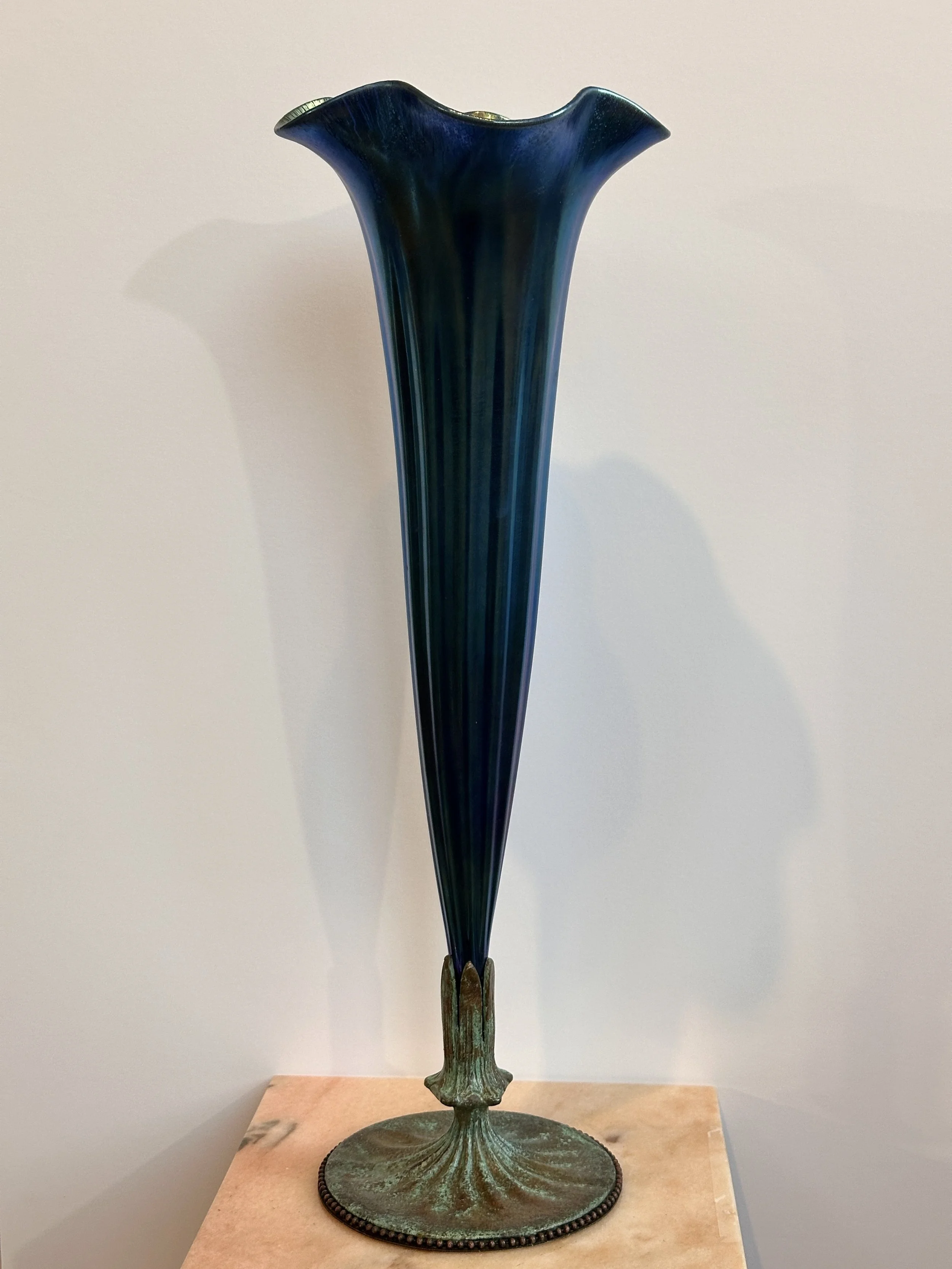 1920 Tiffany Studio Elegant Peacock-Blue Glass and Gilt Bronze Vase
