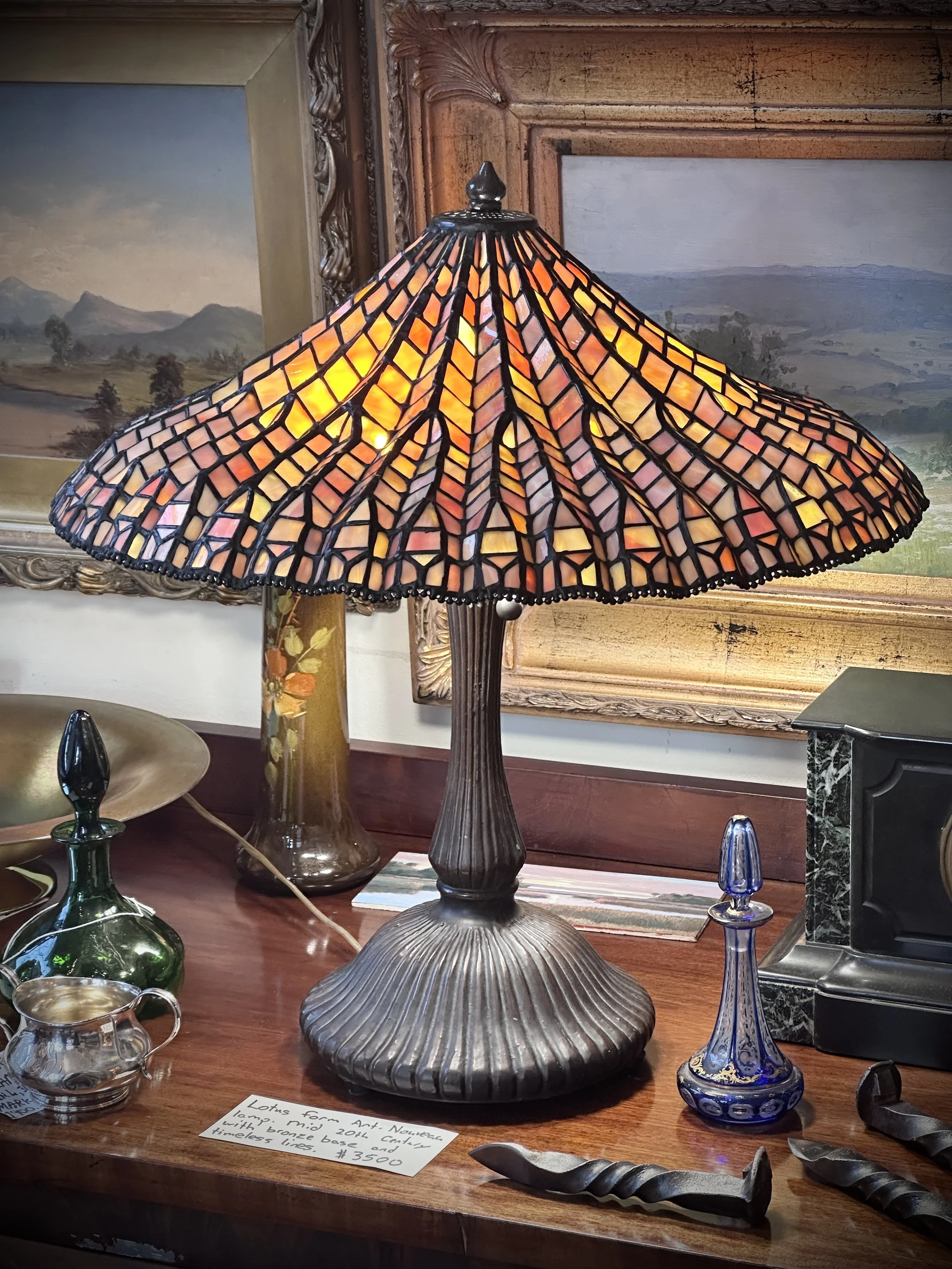 Vintage Tiffany-Style Stained Glass Table Lamp