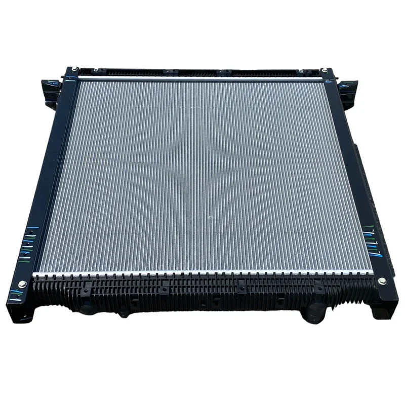 FREIGHTLINER RADIATOR W/ FRAME OEM