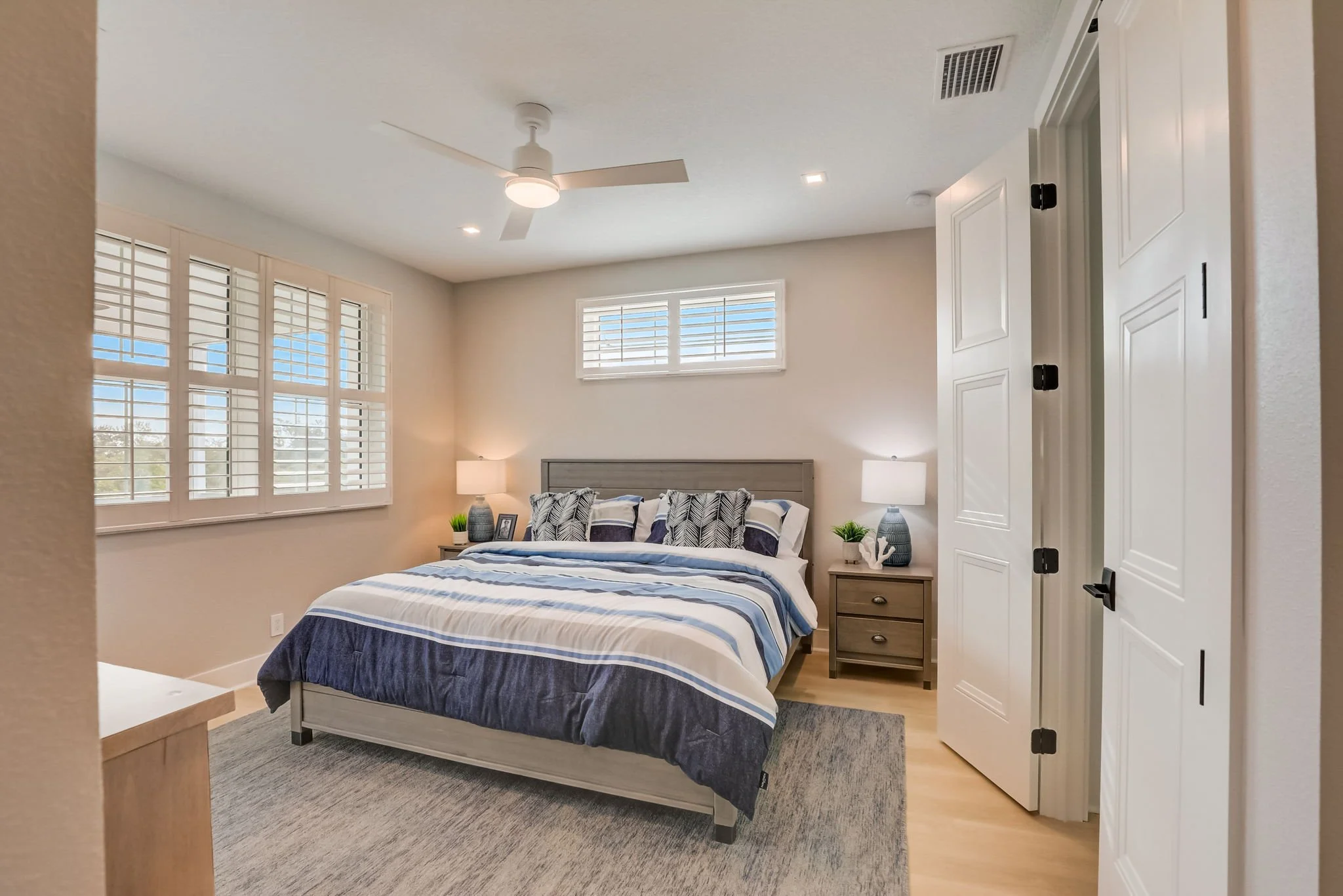 27-web-or-mls- Marina Vw Wy-027.jpg