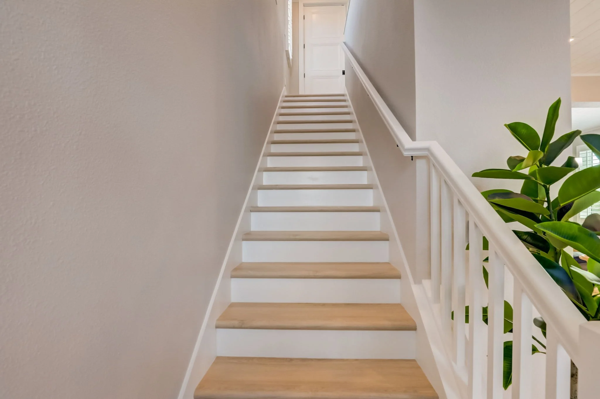 2-web-or-mls- Marina Vw Wy-002.jpg