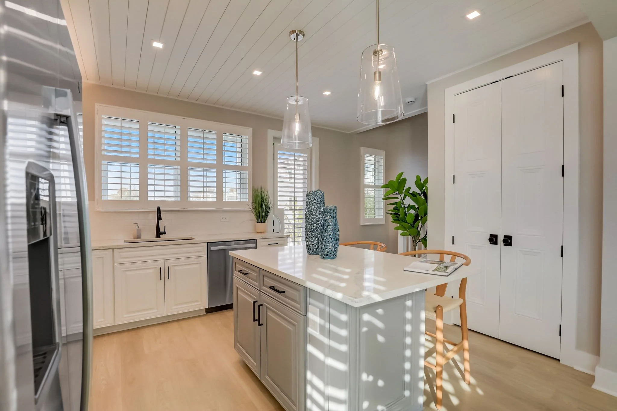 4-web-or-mls- Marina Vw Wy-004.jpg