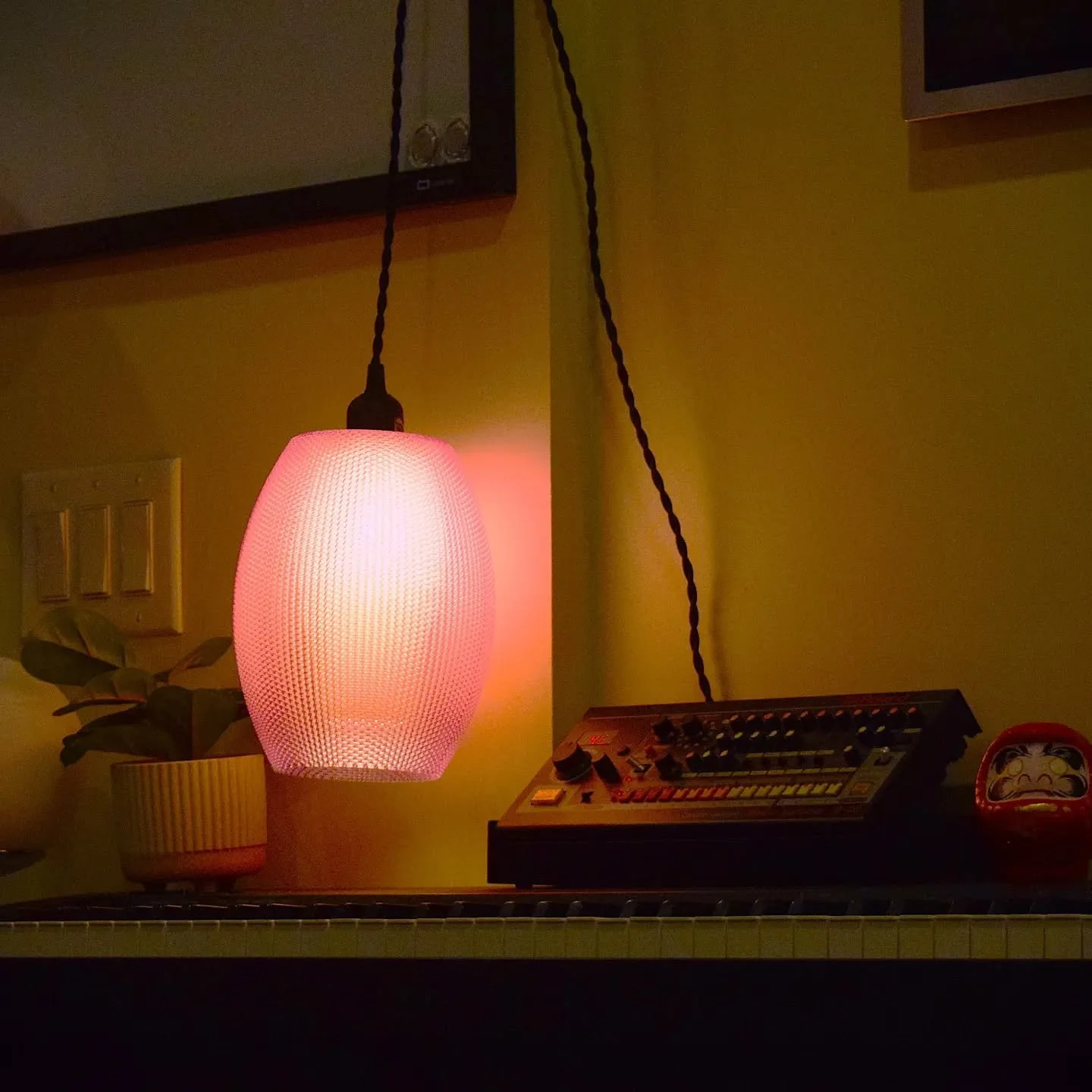 3rd party design licensed from Lunfardo Labs