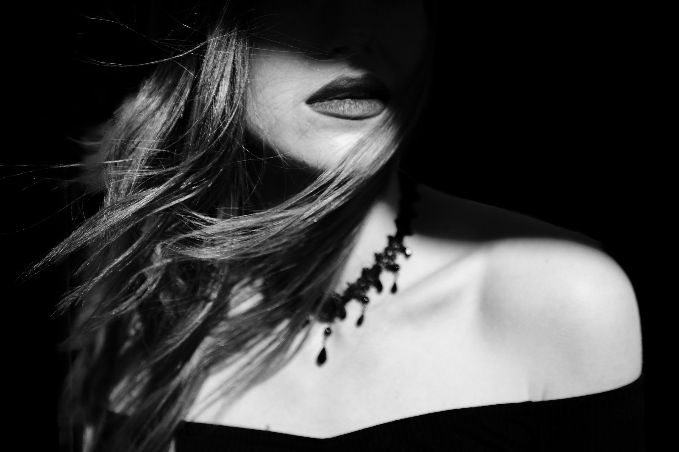 Creative portraits for people who want images that feel like them &mdash;
unforced, moody, and a little unexpected.
Art over formula.

Weddings. Couples. Portraits. 

Slate + Flash

#artwithlight #slateandflash #portraitphotography #torontophotograph