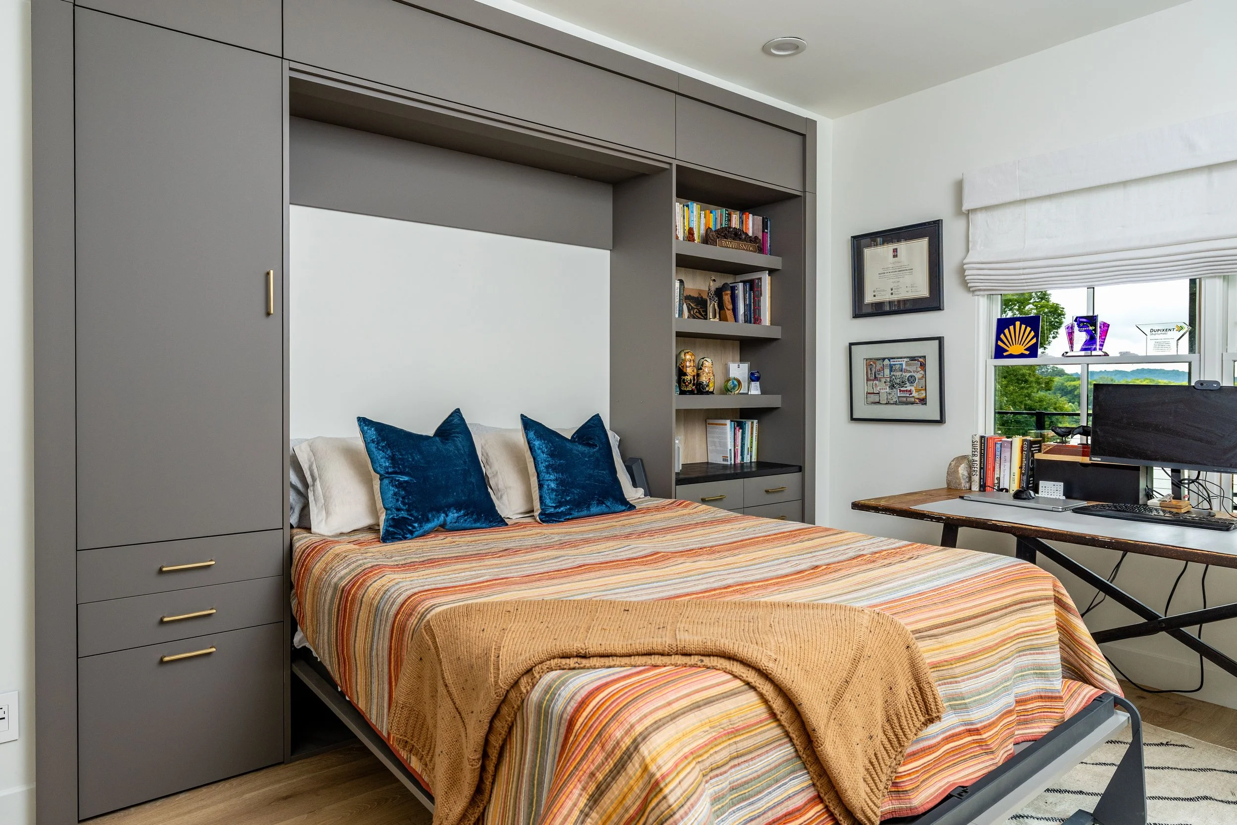 The Murphy Bed Office