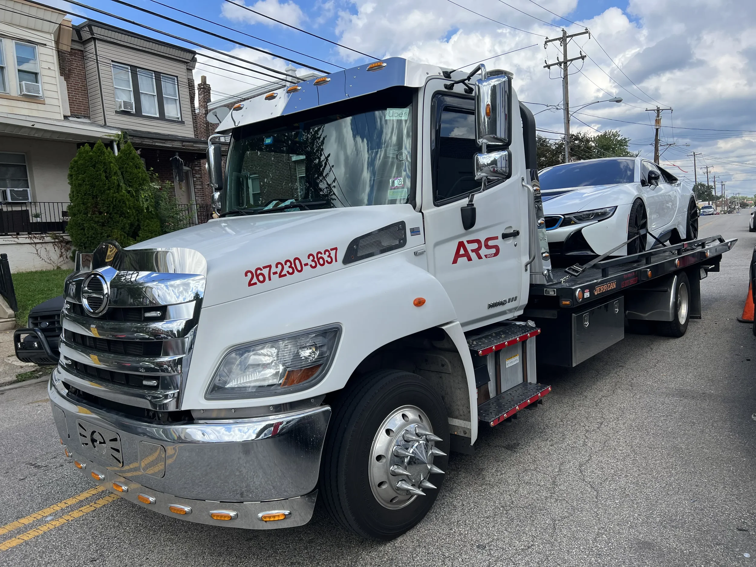 ARS Towing flatbed tow truck providing Local towing in Philadelphia and Southampton, PA.