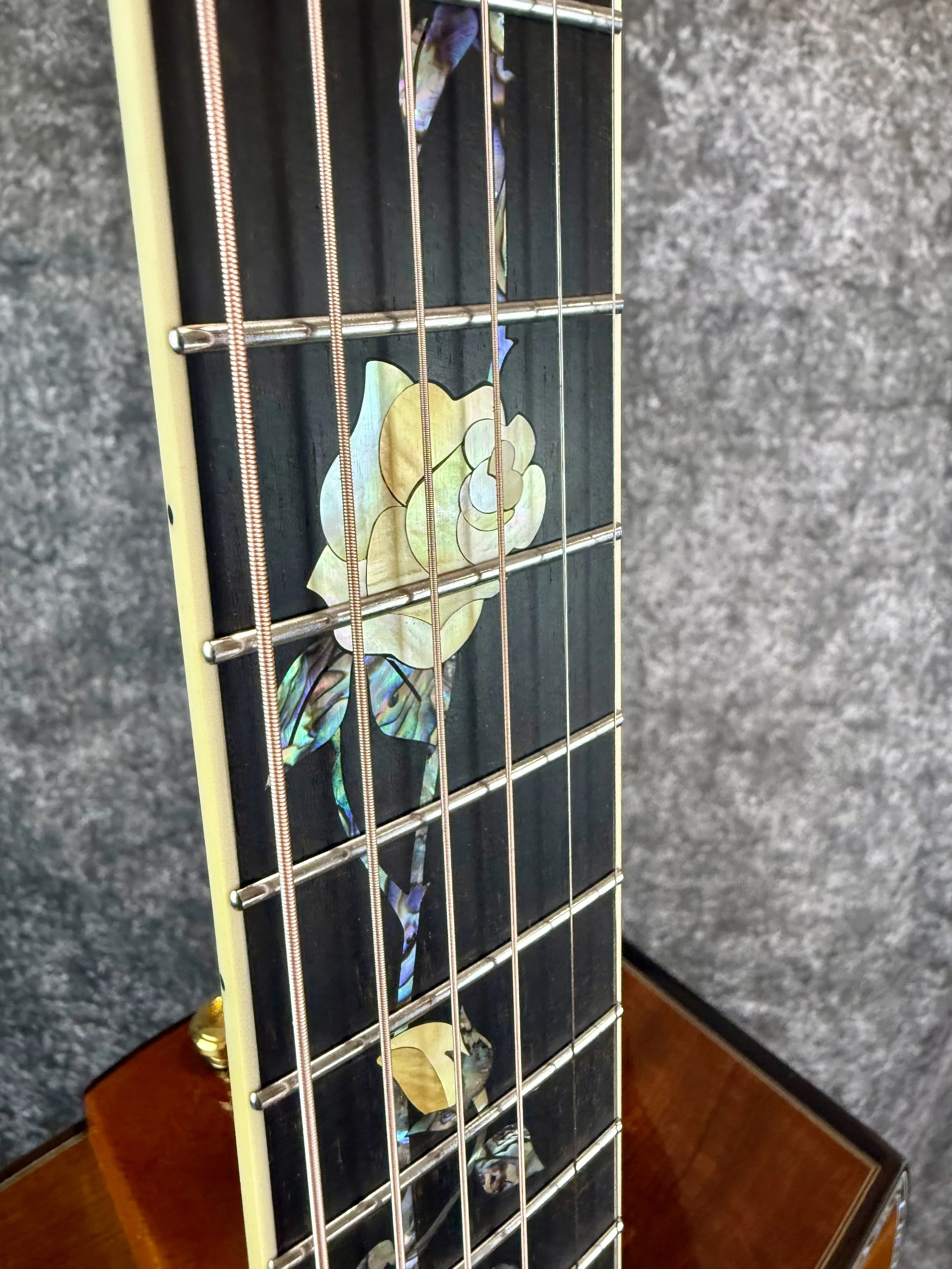 Pyro Yellow Rose Acoustic