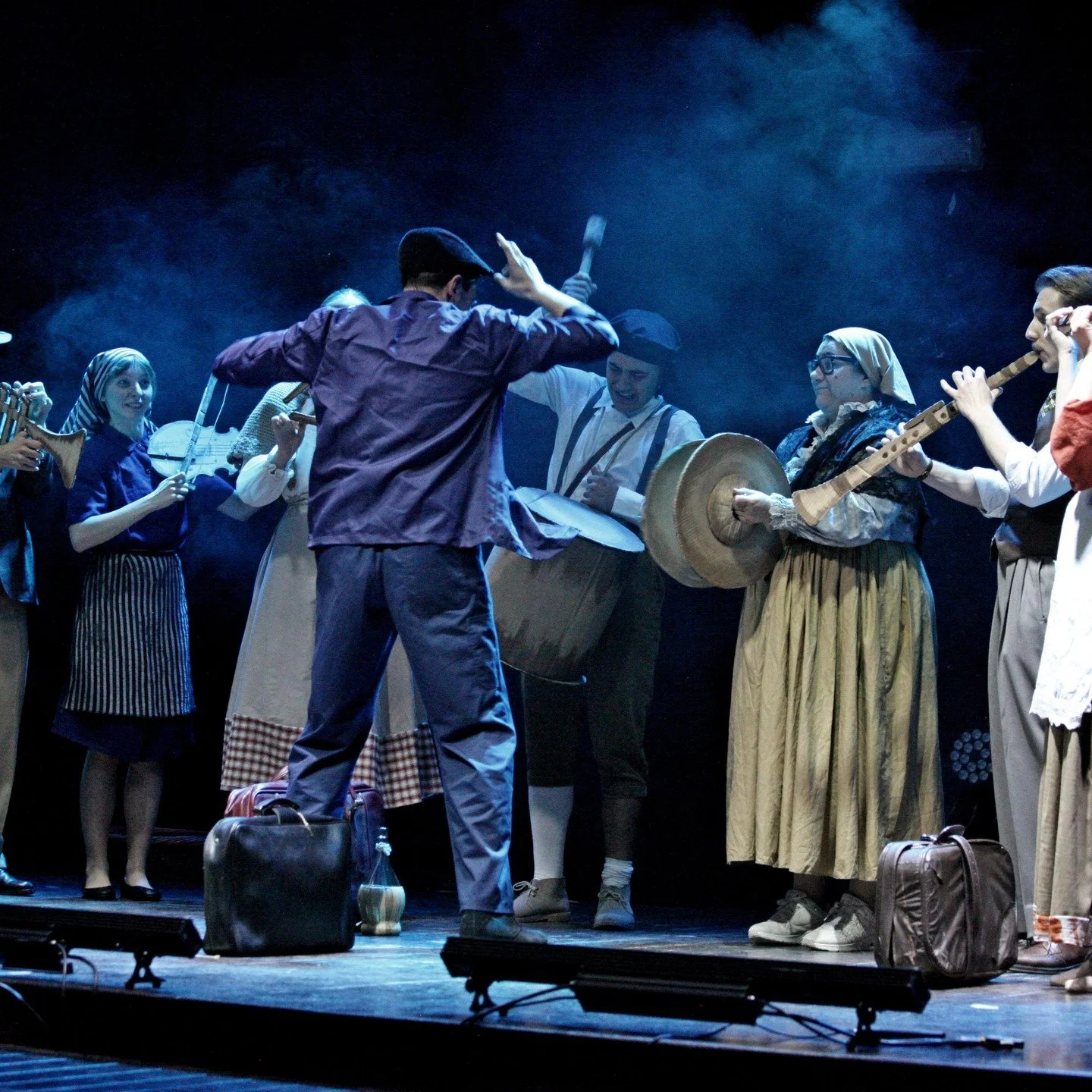 Ultima replica di LA PICCOLA CITTA', una commedia delicata e piena di sentimento, un classico del teatro di Thornton Wilder, con l'adattamento e la regia di Riccardo Giannini.
Oggi alle 16:45, ancora qualche posto disponibile.