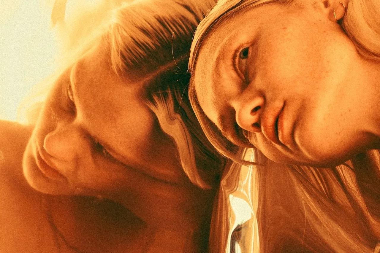 A Gnostic Reflection on Paired Opposites: 'The Thunder, Perfect Mind'