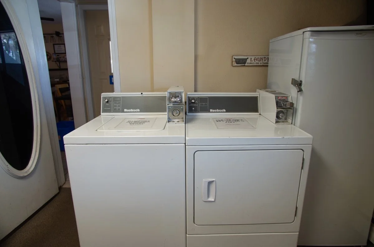 guest-laundry-hotel-in-fernie