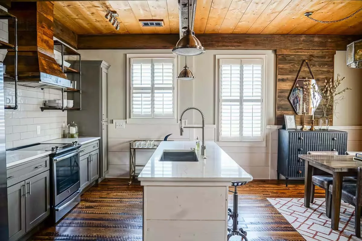 FPO_Internet Pull 23.jpg