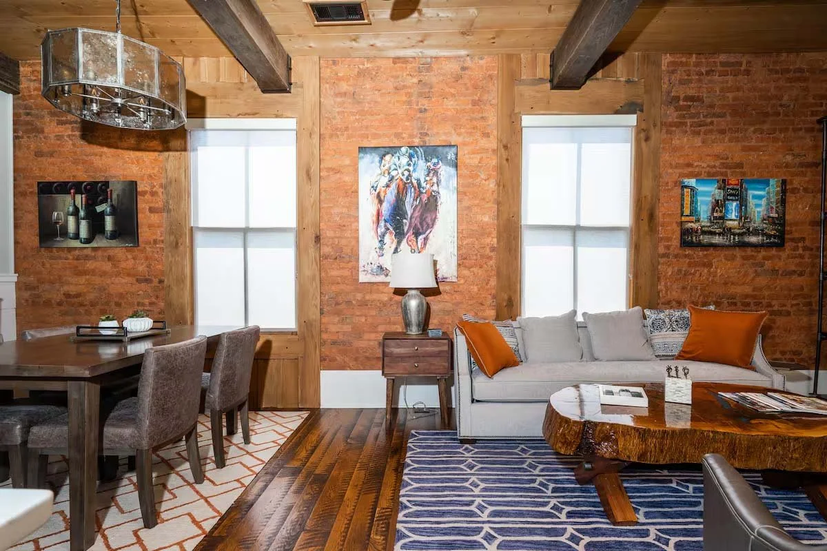 FPO_Internet Pull 21.jpg