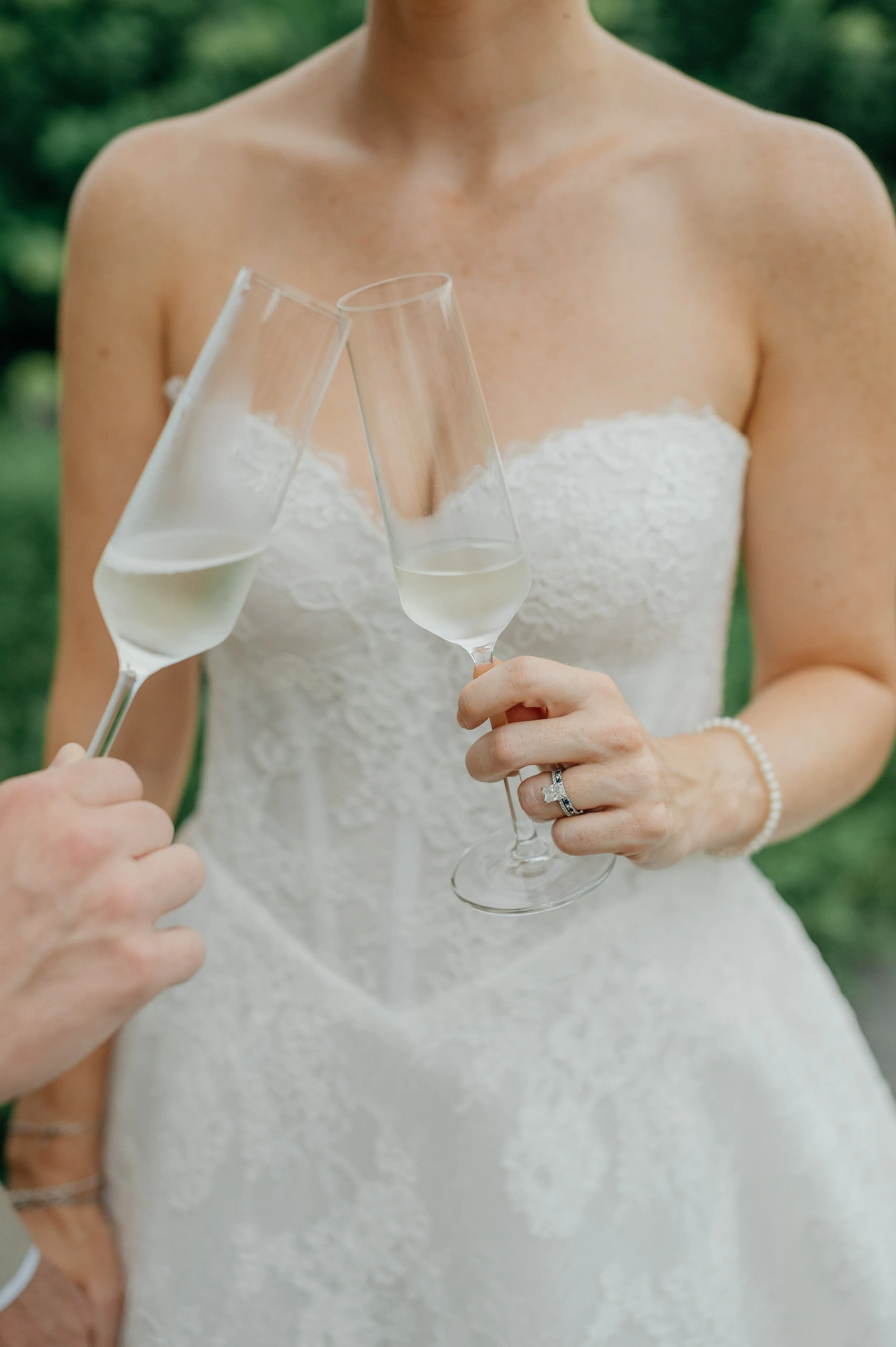 earlymountainvineyardweddingcharlottesvilleweddingphotographersarahhoustonphotography-213.jpg