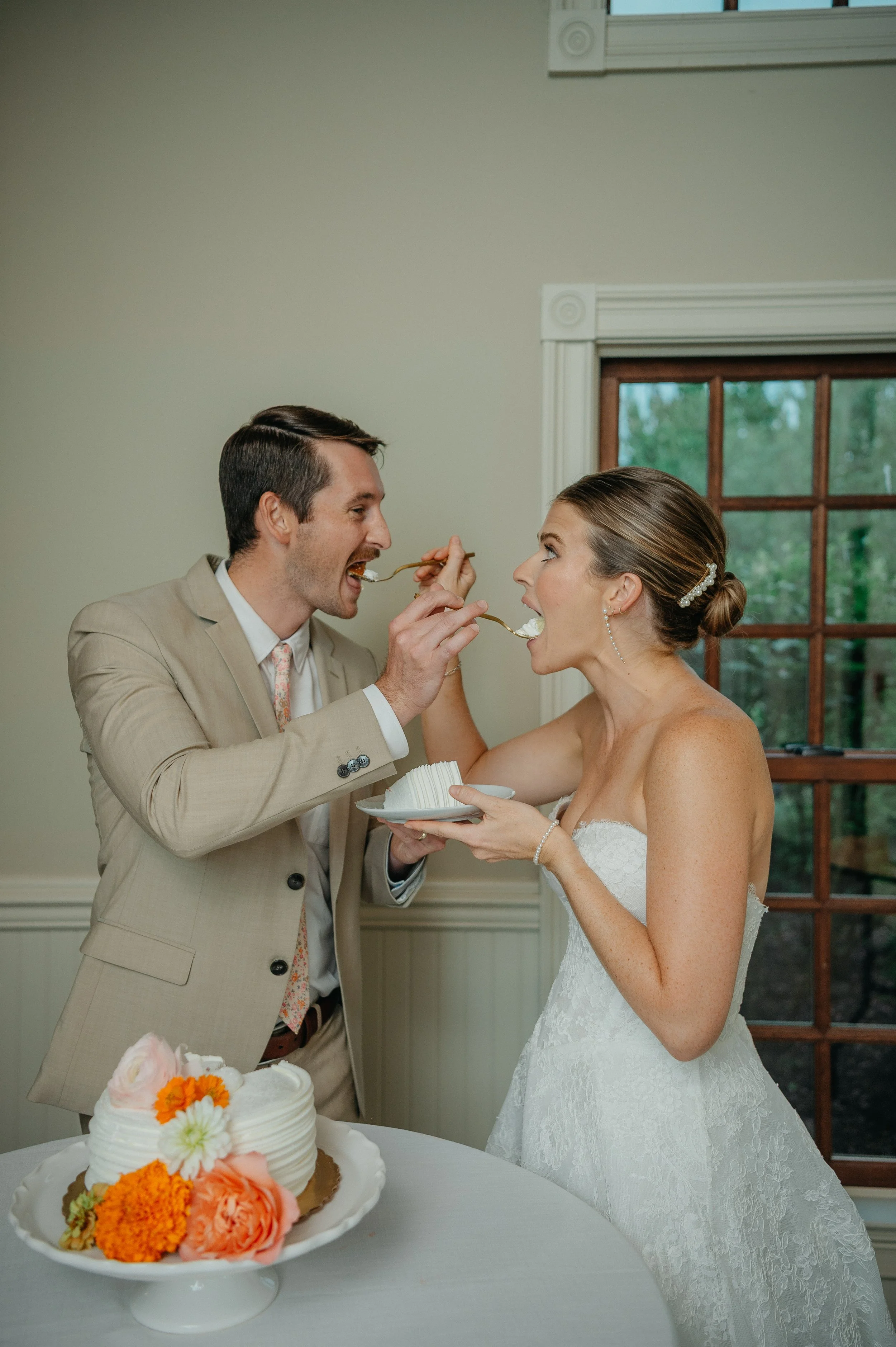 earlymountainvineyardweddingcharlottesvilleweddingphotographersarahhoustonphotography-195.jpg