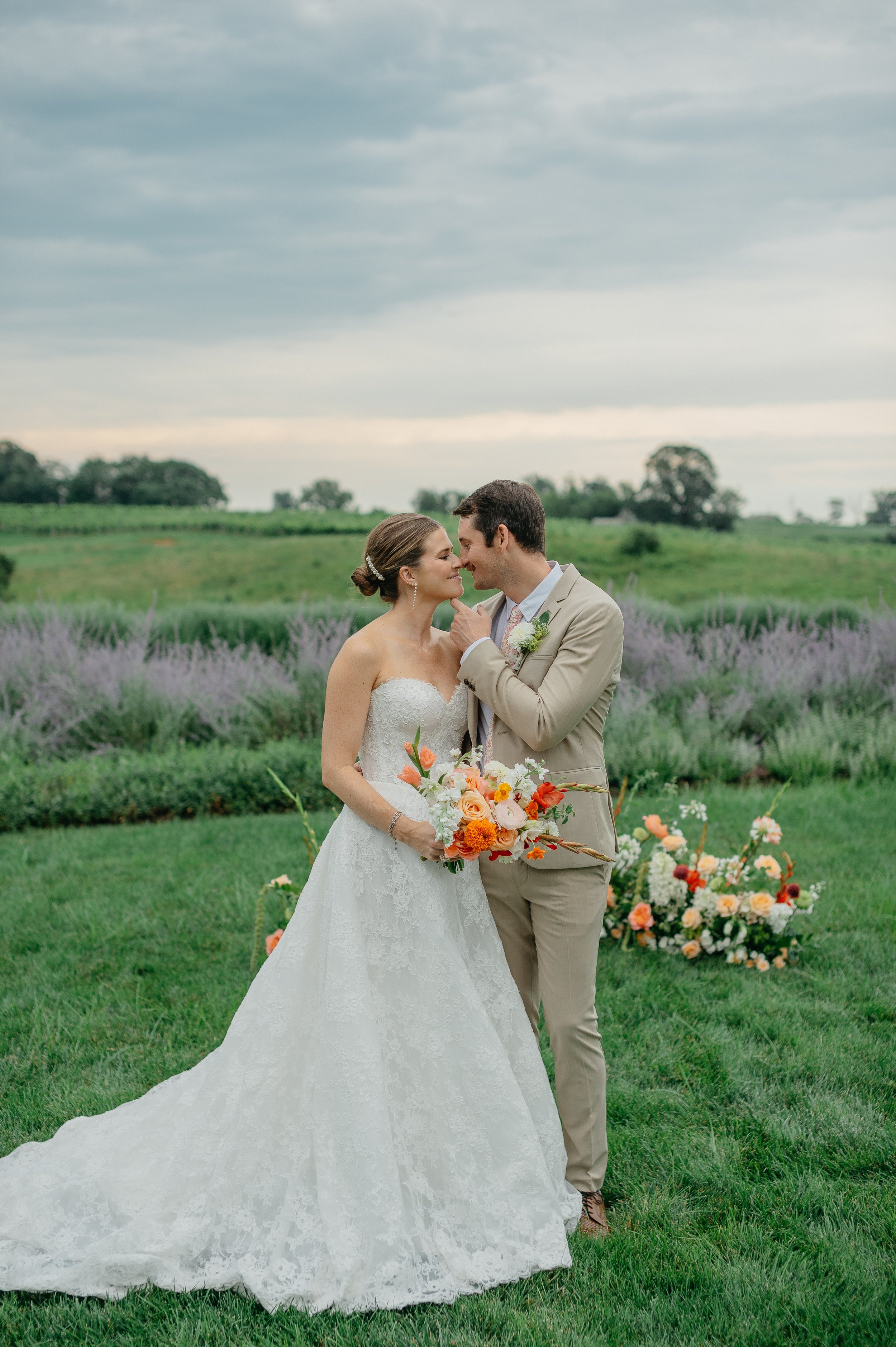 earlymountainvineyardweddingcharlottesvilleweddingphotographersarahhoustonphotography-235.jpg