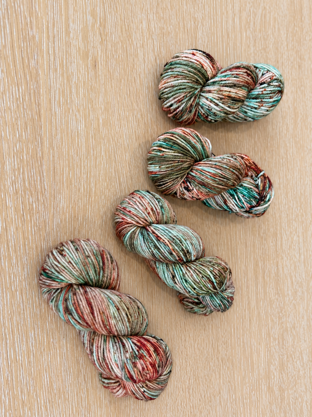02-individual-skeins.png