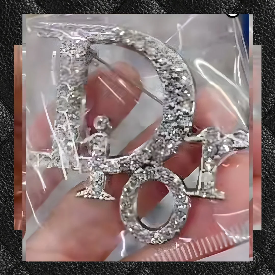 Luxury inspired brooch