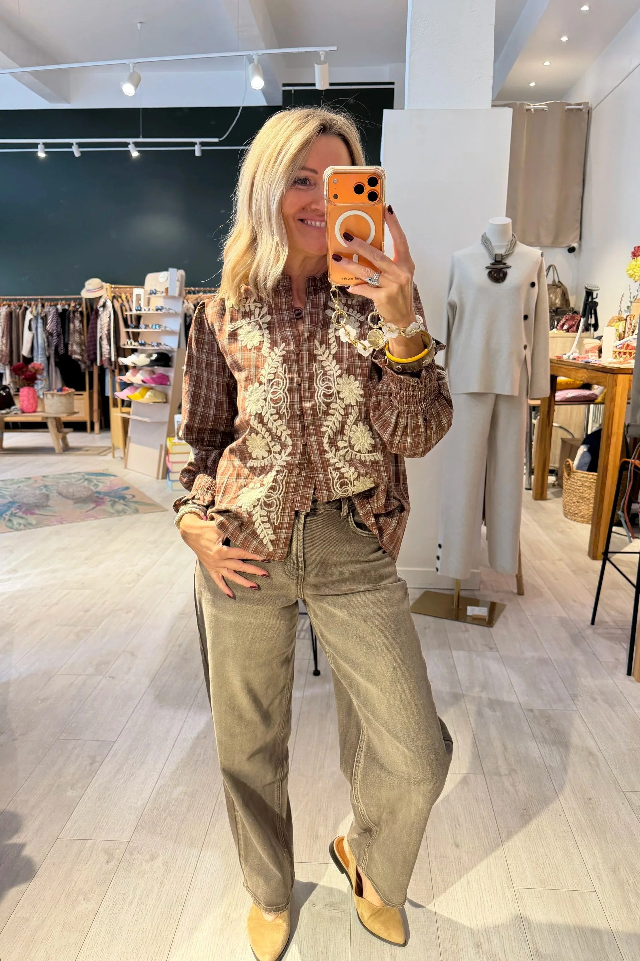 Jean Shana – Taupe