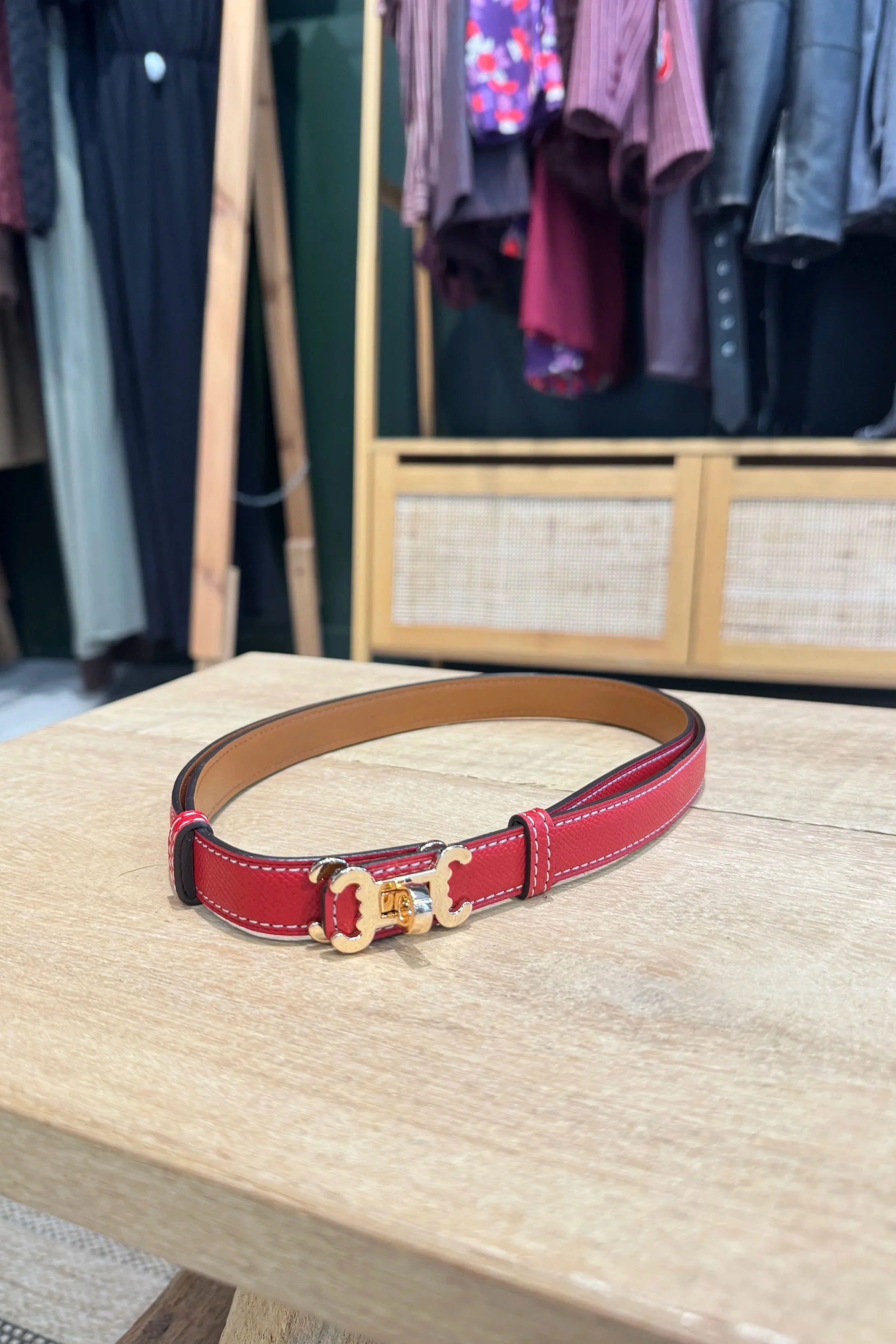 ❤️ Ceinture Charlie en cuir rouge & boucle dorée