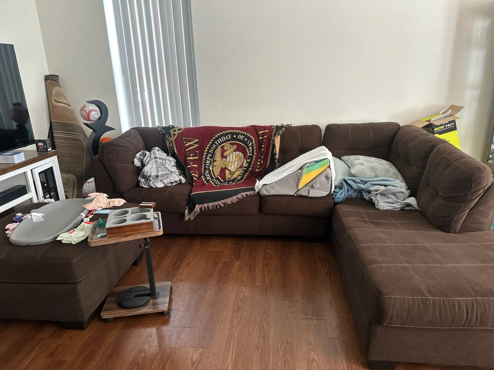 Quantico PCS move cleanup — sectional sofa selected for removal.