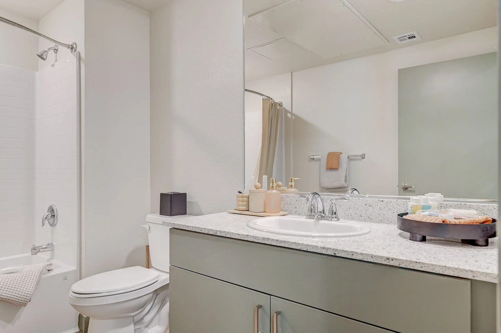 1400_Nellis Blvd-37.jpg