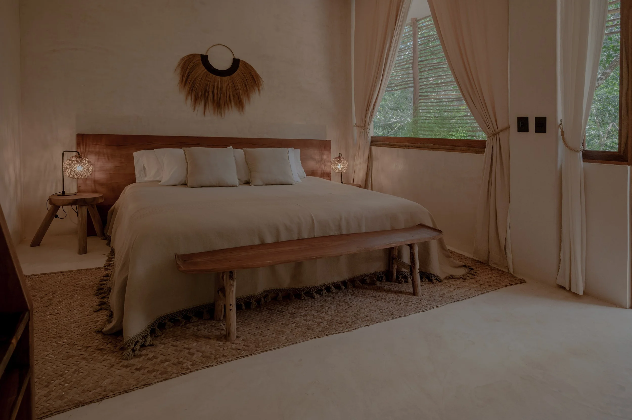 The Golden Goddess King (Only 1)