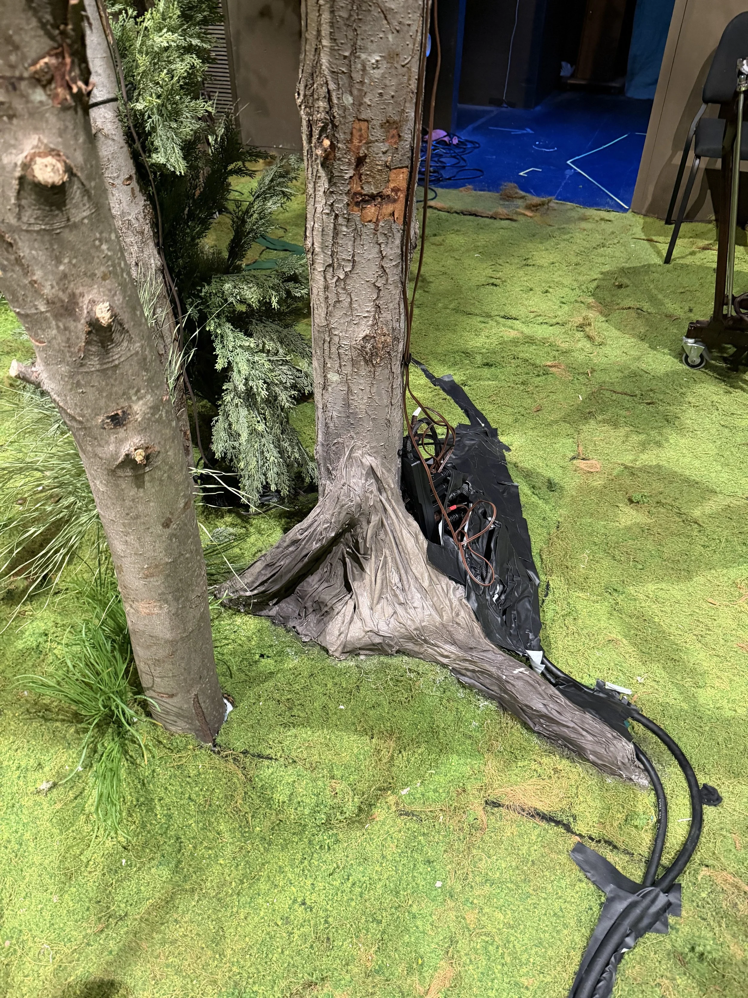 Faux Tree Root and Electrics Welding Mat for cord safety