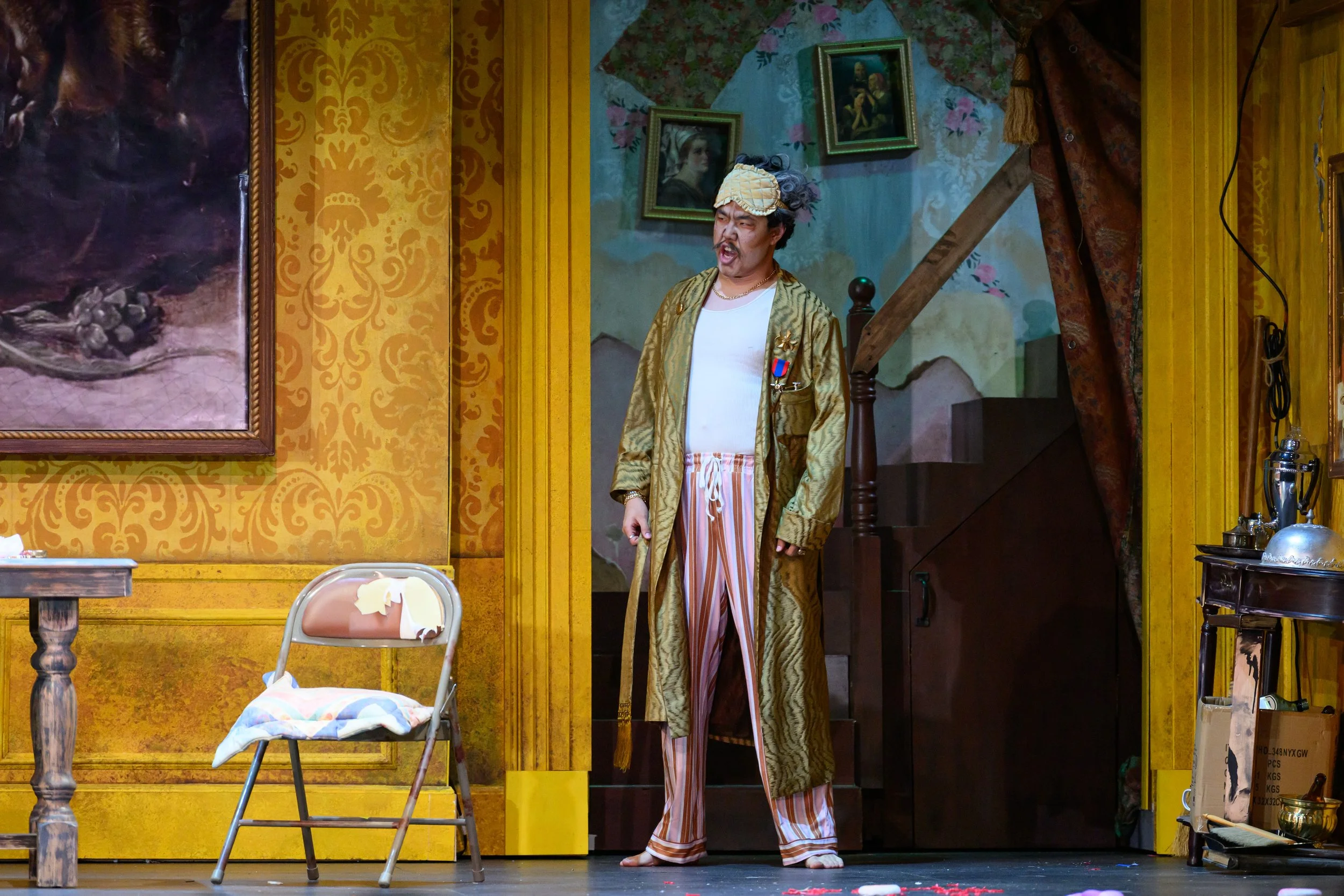 Cenerentola BackRoom.jpg