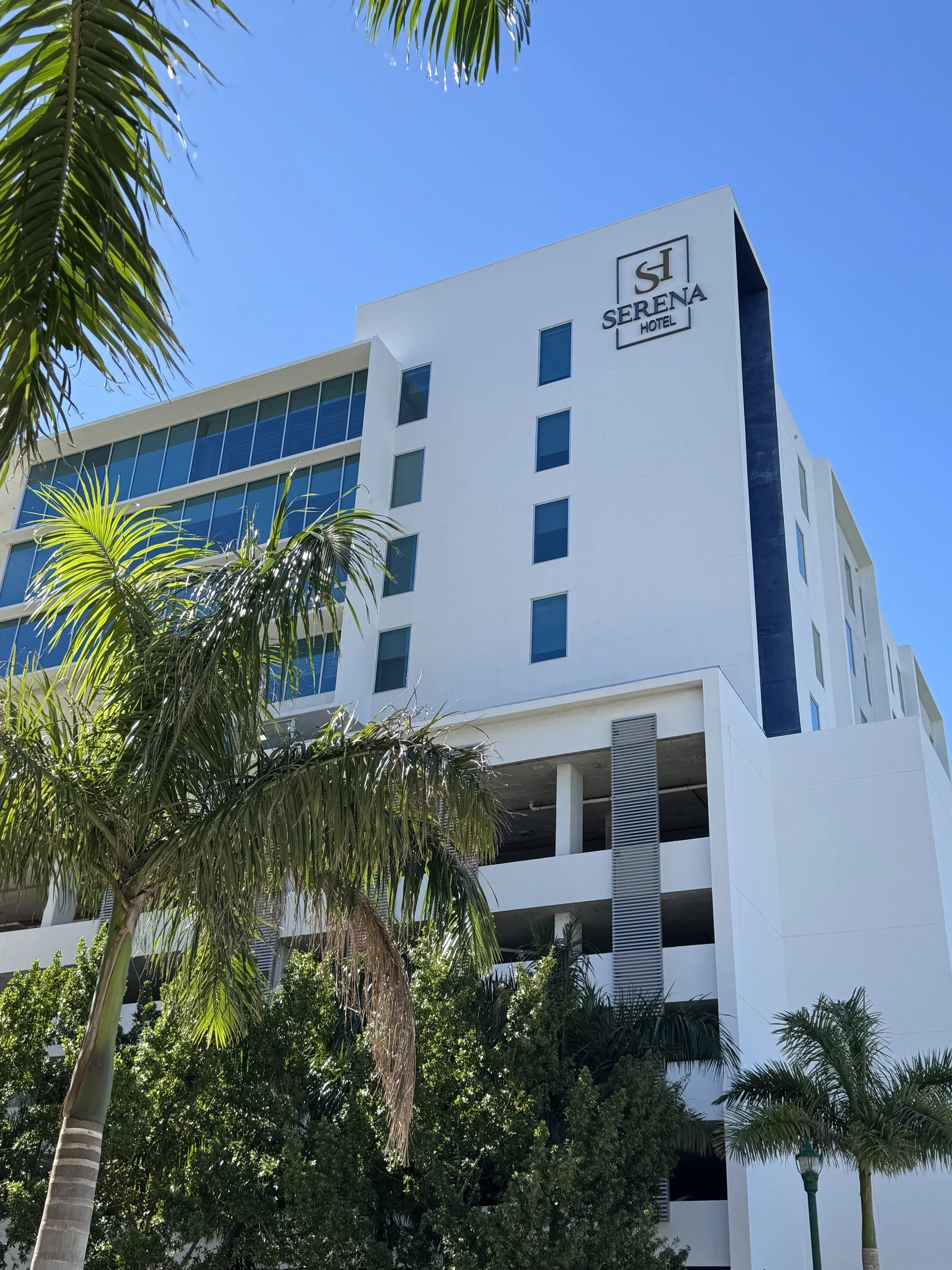 Serena Hotel Aventura