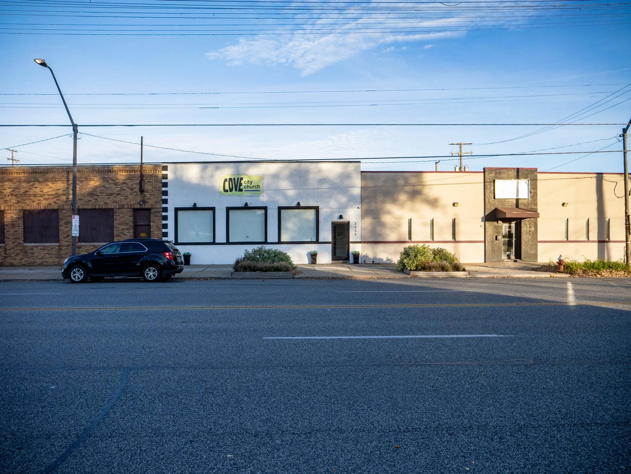 Cove City Church's Building on a 2 lane street in downtown Cleveland