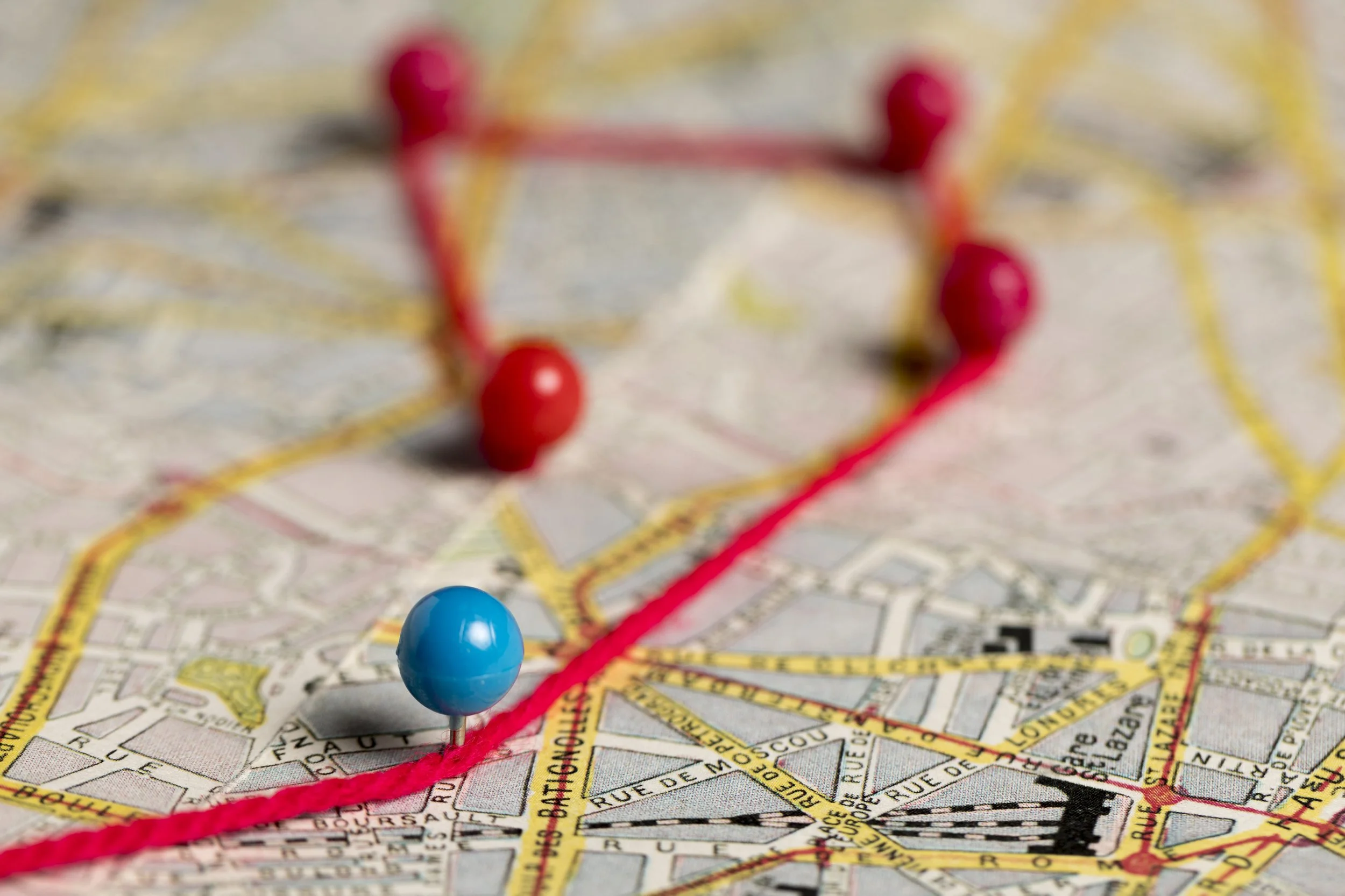 pushpins-with-thread-route-map