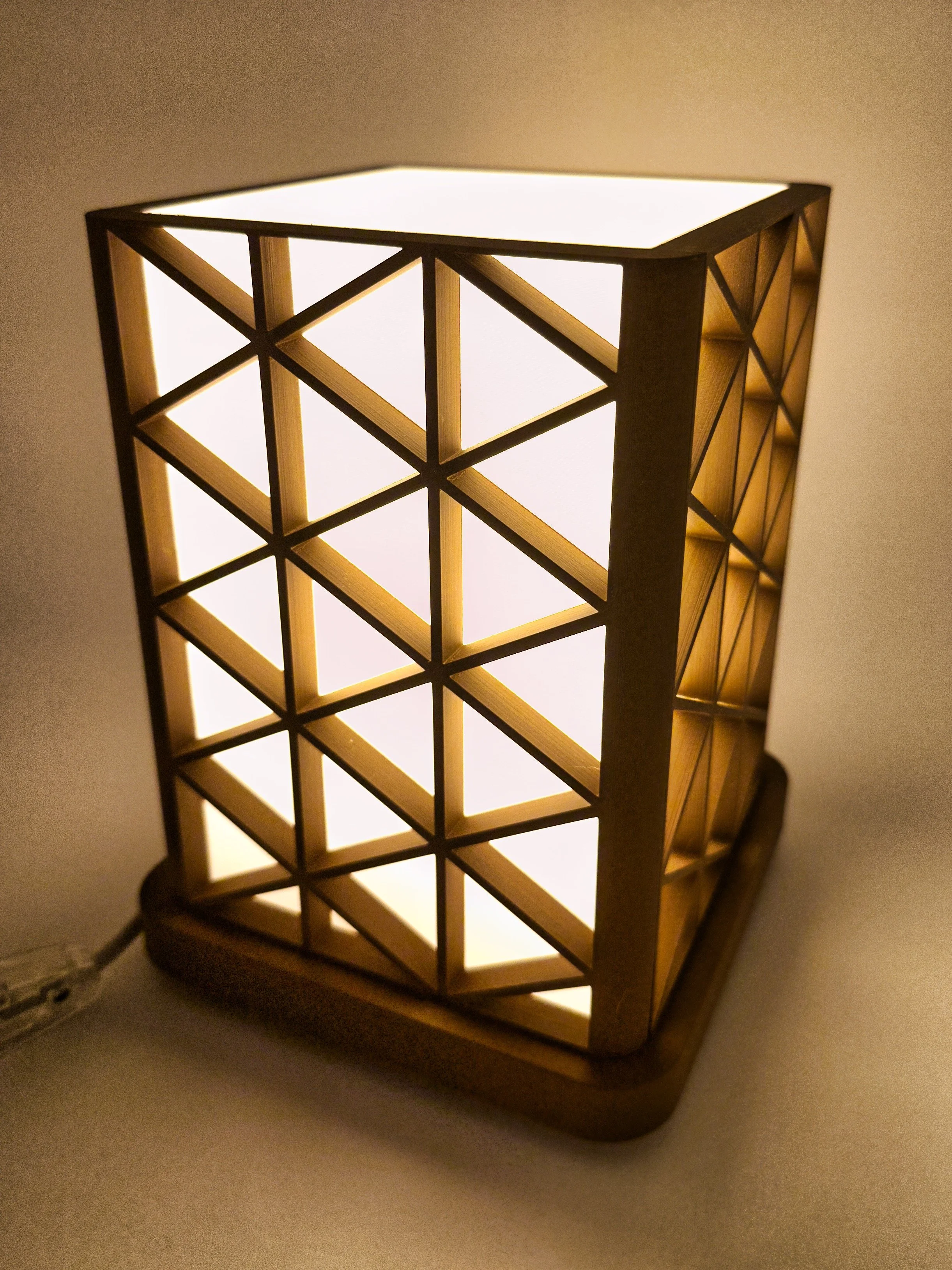 Beam 07 - Table Lamp