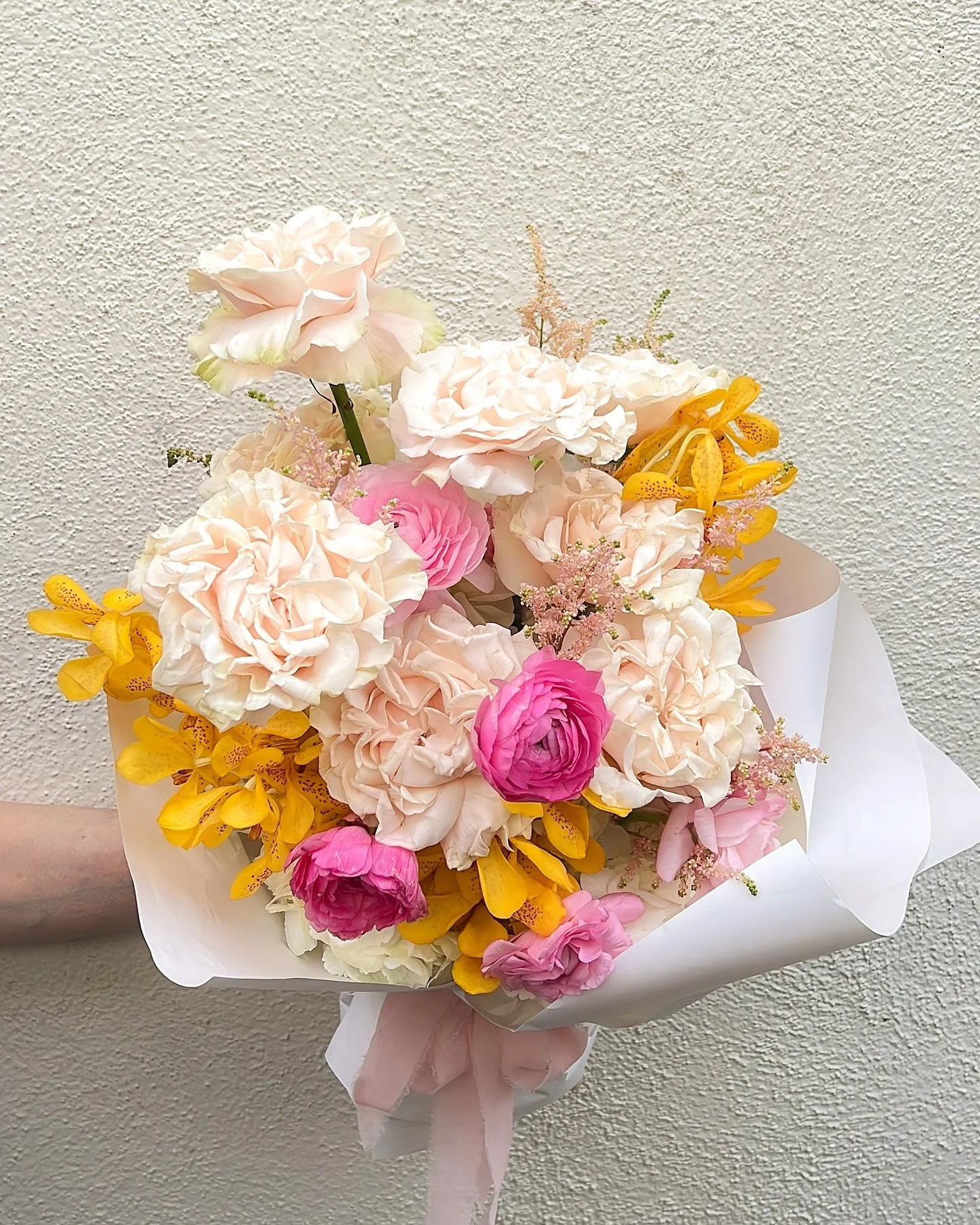 They say a bouquet a day keeps the sadness away&hellip;or something like that 💐🥰