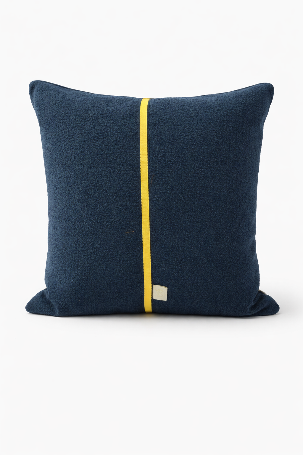 pillows-glasses-bledsoe-back.png