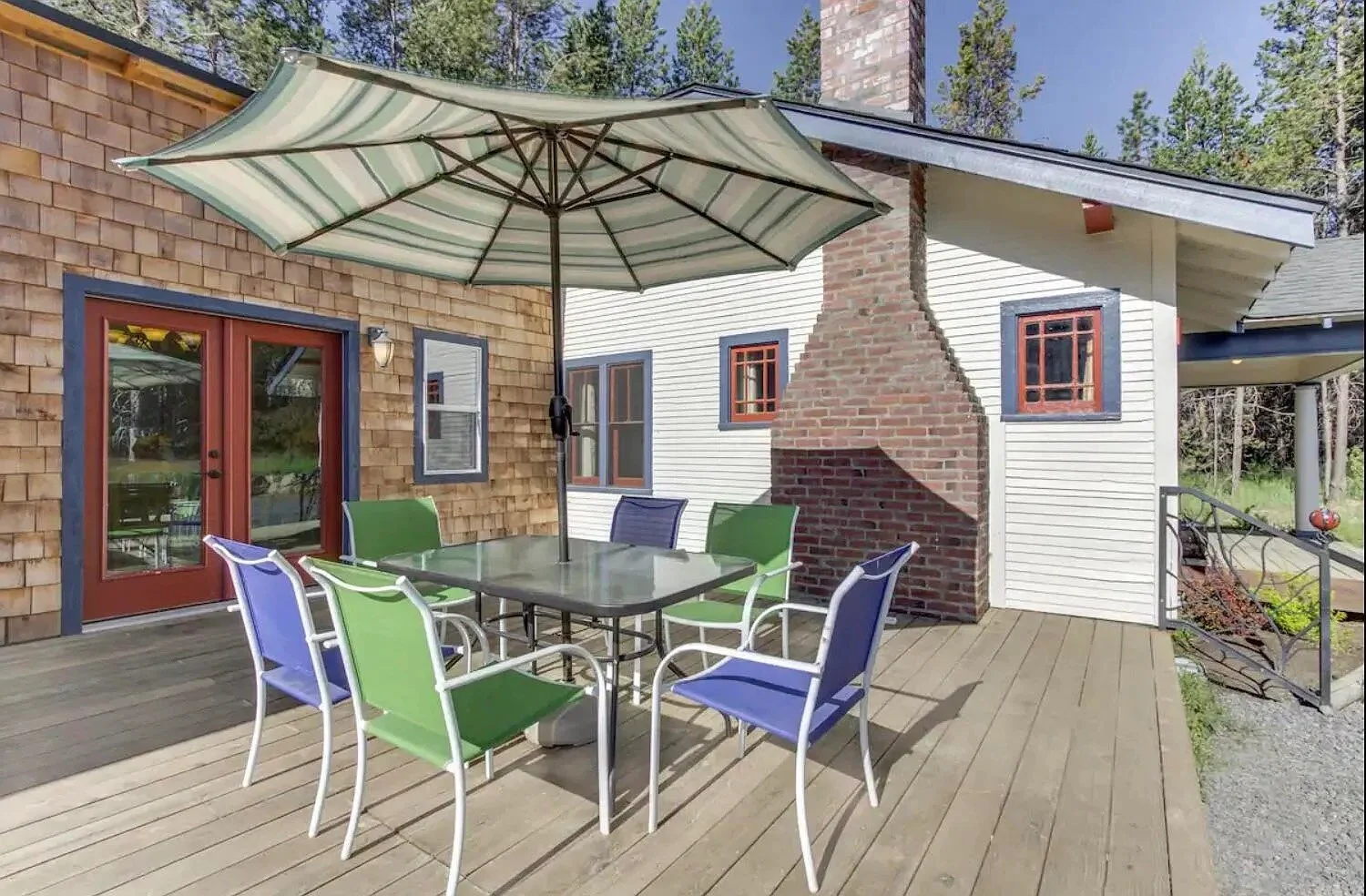 Outdoor dining area