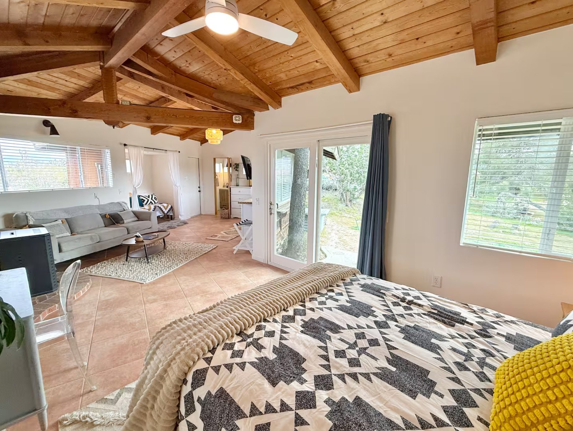 La Casita 6 - Joshua Tree.jpg