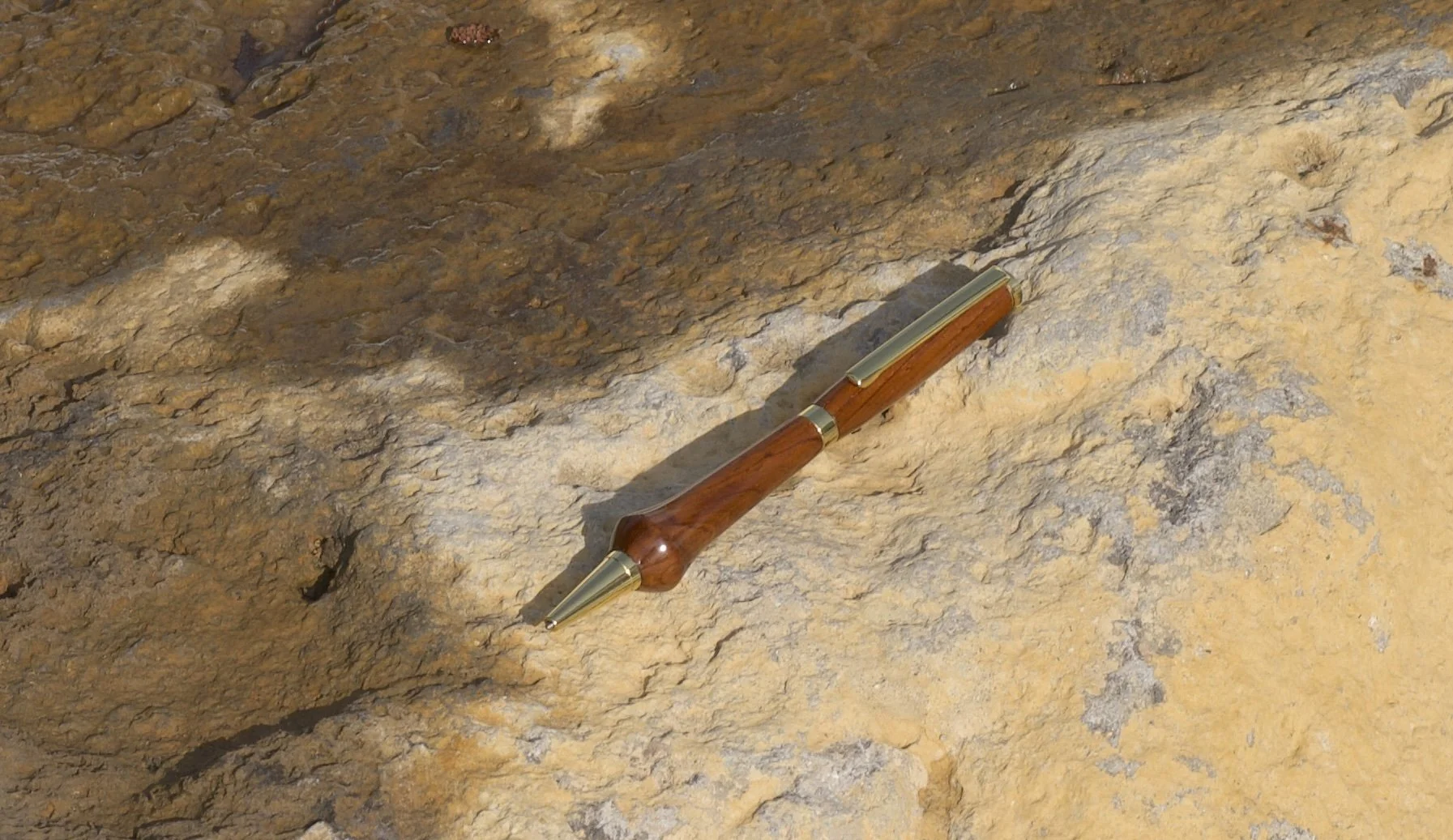 The Curved Grip Pen - Cocobolo