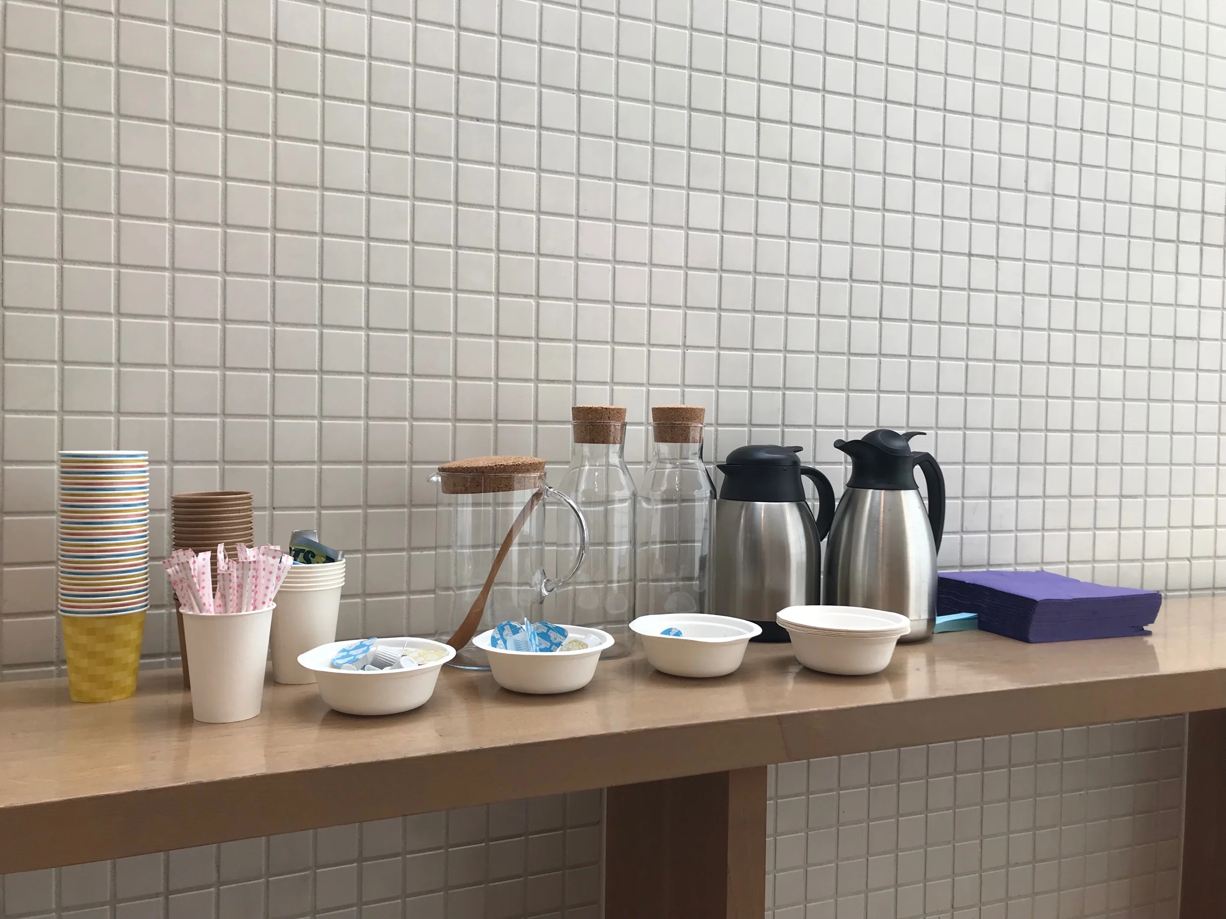 コンサート後のお茶の用意。暖かい交流の時を共有できますように。