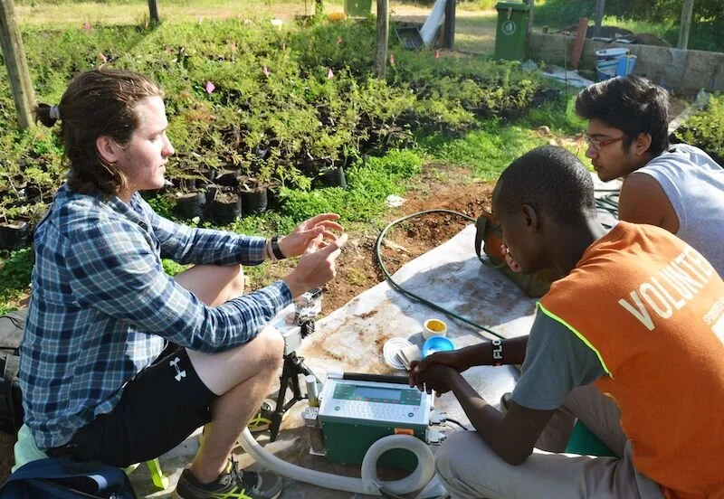 The photo:  the front page of Syllabus ‘Integrated Service with Learning Goals’