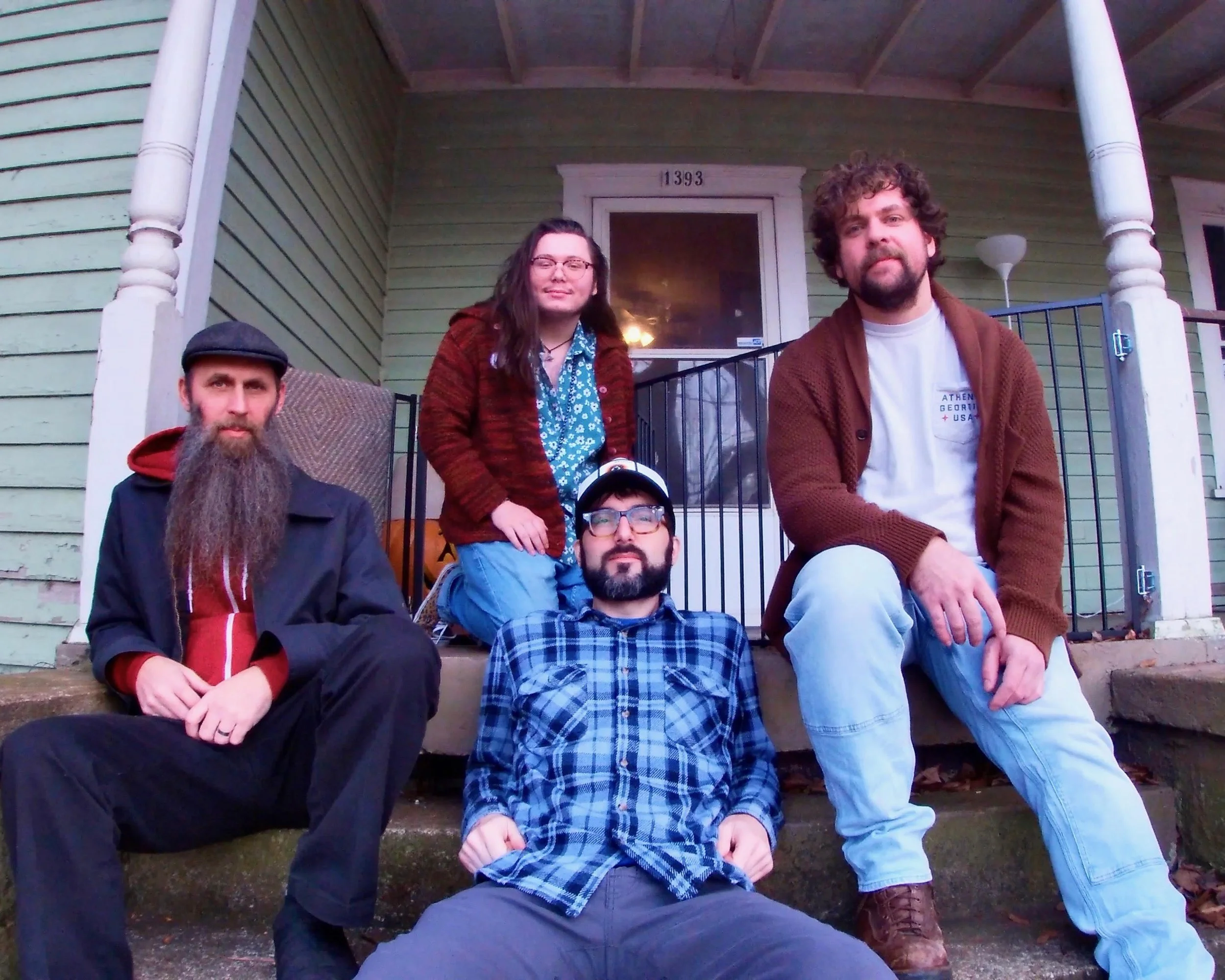 Quentin Love Band w/ Persistent Little Beeps