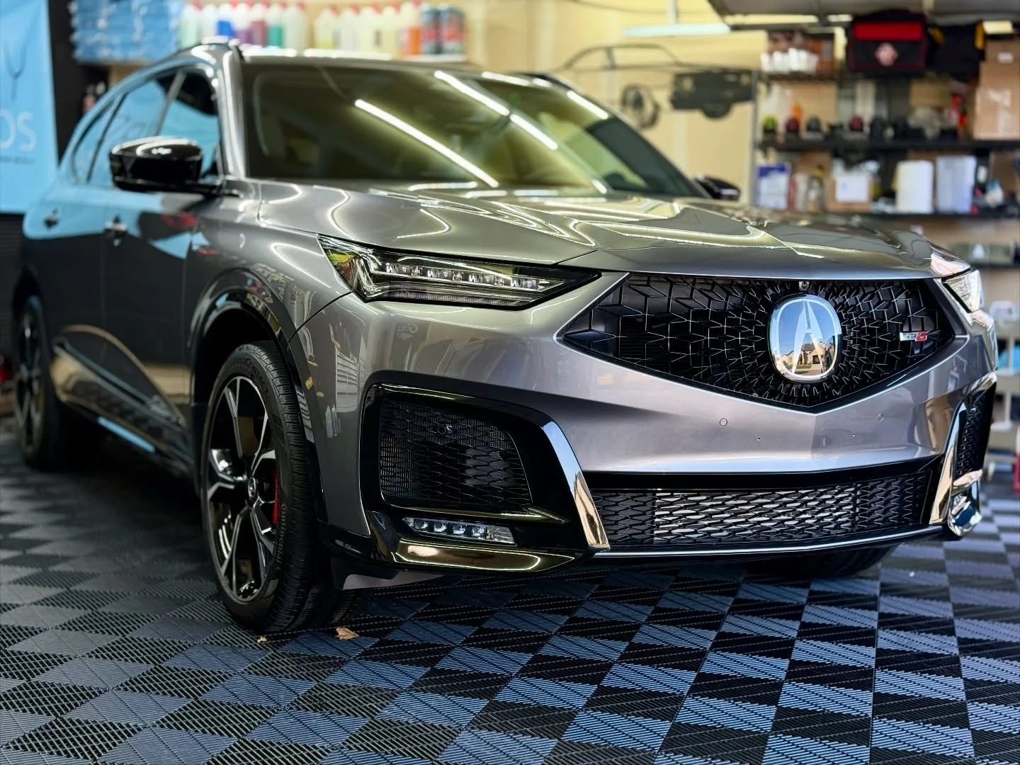 2025 Acura MDX Type S DRIPPING after her fall reset😮&zwj;💨🩵

#purdyautopros #notyouraveragedetailerperiod #theragcompany #kochchemie #pandsdetailproducts  #armourdetailsupply #mvpdetailsupply #obsessedgarage #gtechniq #detailfactory #griotsgarage 