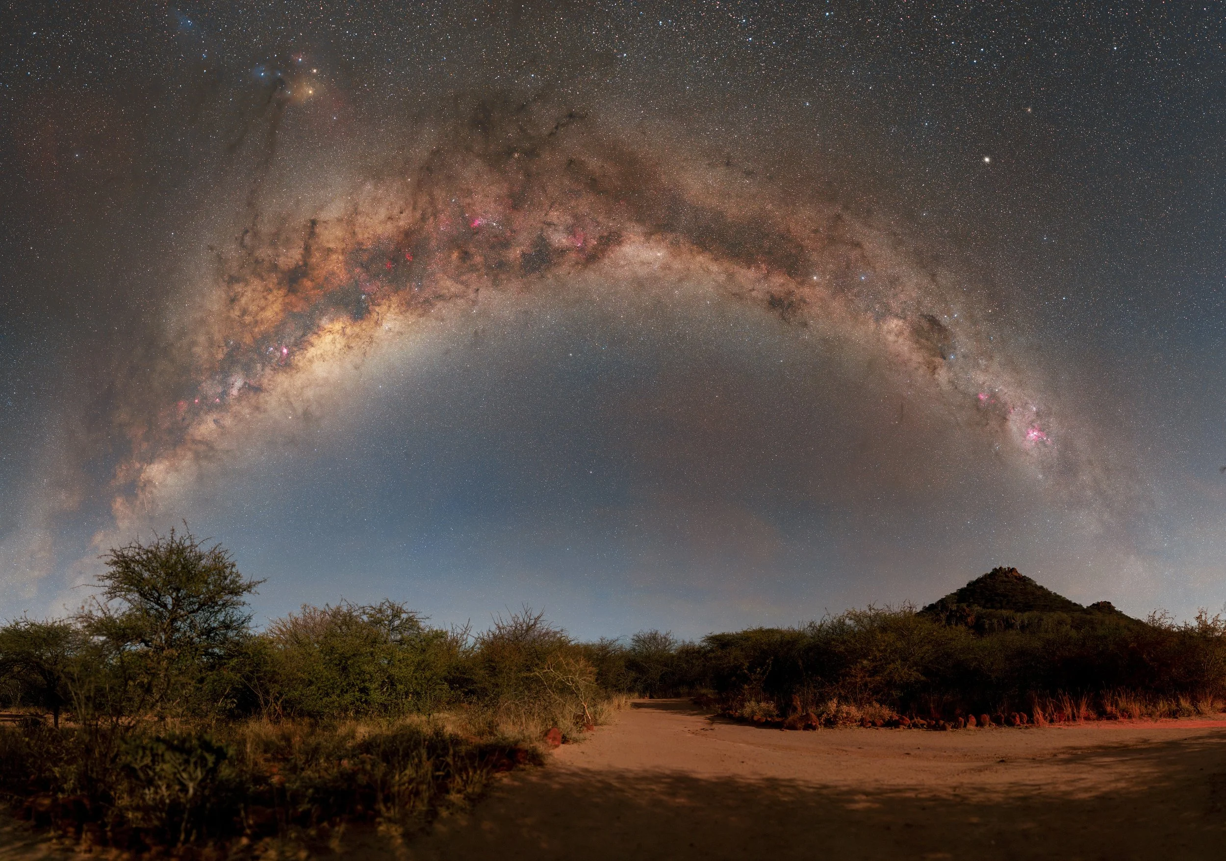 pano50mm-35x8s-f2.jpg