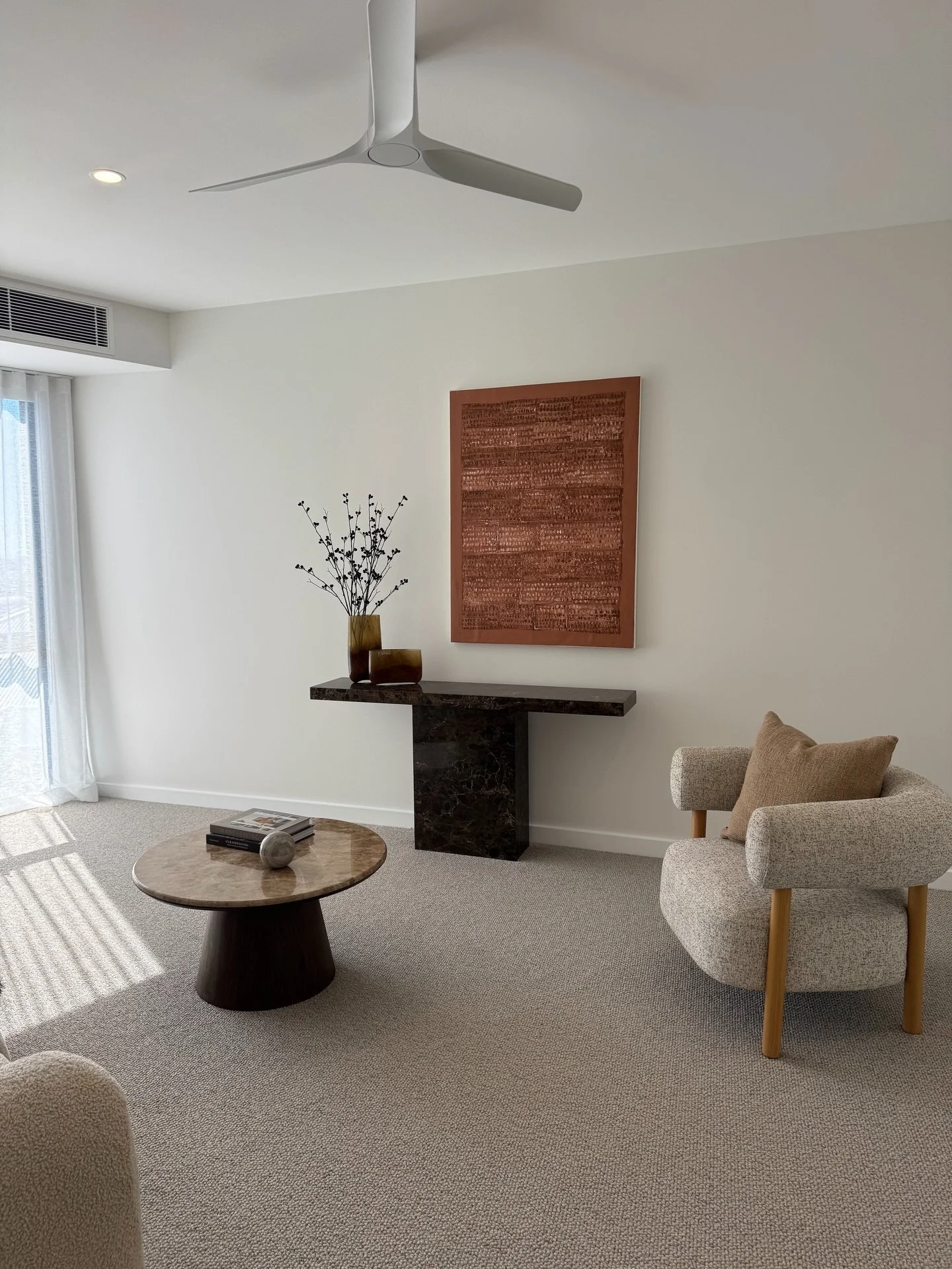 When the brief is refined &amp; elevated. Evoking the feeling of high-end living at Merewether Street.

Listed with @dan_harcourtsavenu @harcourtsnewcastlehuntervalley 

#newcastlepropertystyling 
#newcastlepropertystaging
#newcastlerealestate