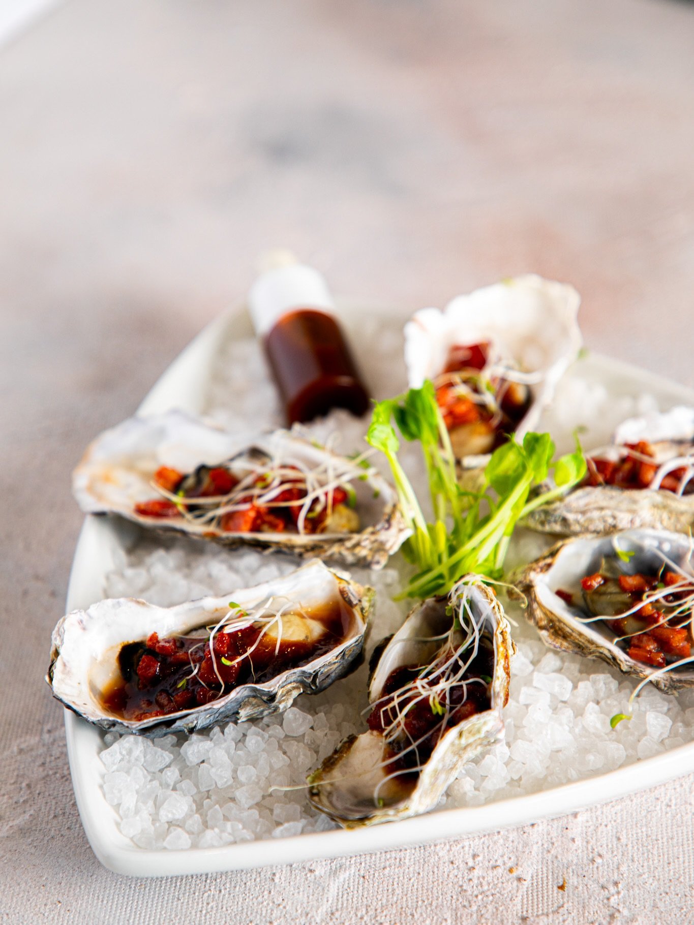 Fresh Oysters Kilpatrick by Mr.Wellington

#perthfood#oysters#seafood