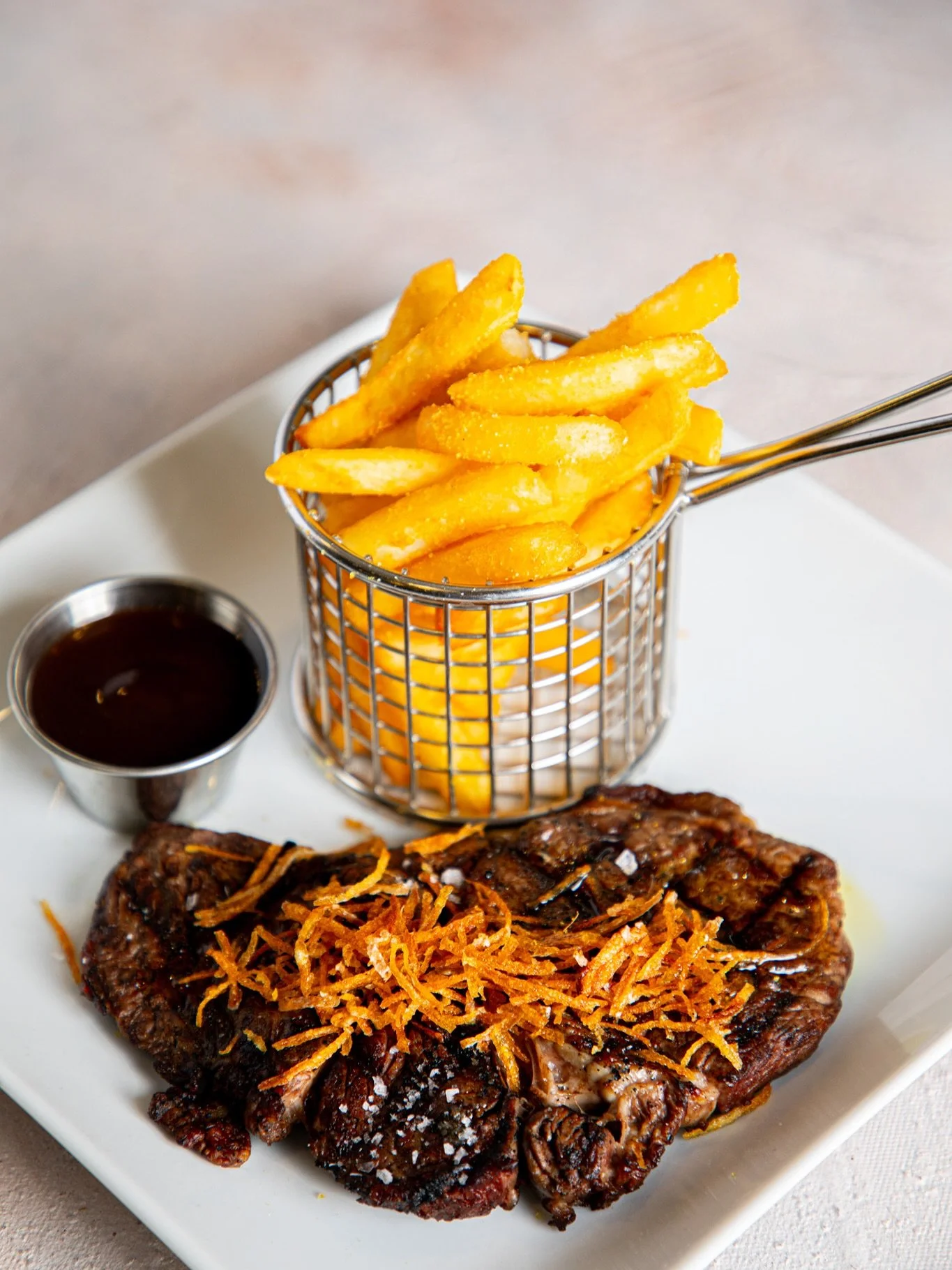 Mr Wellington's Dinner Steak Frites

#steakdinner#perthfood#steak