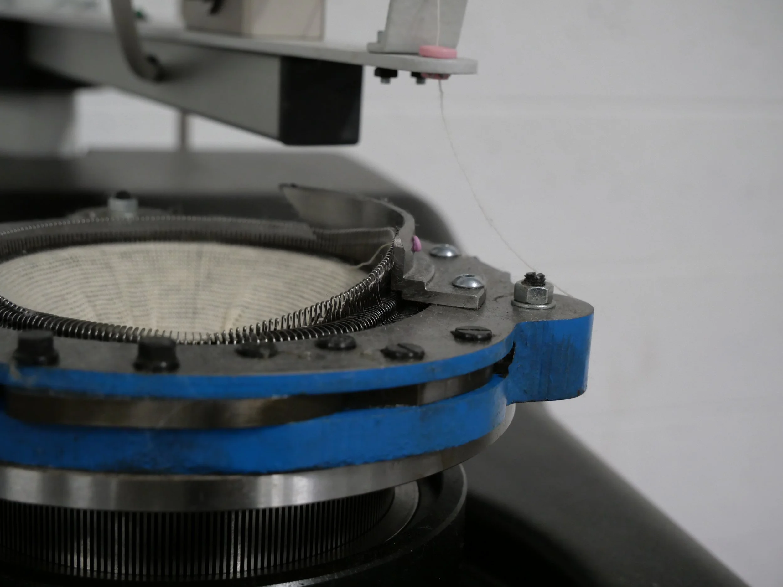 Industrial pilot knitting machine at CETI