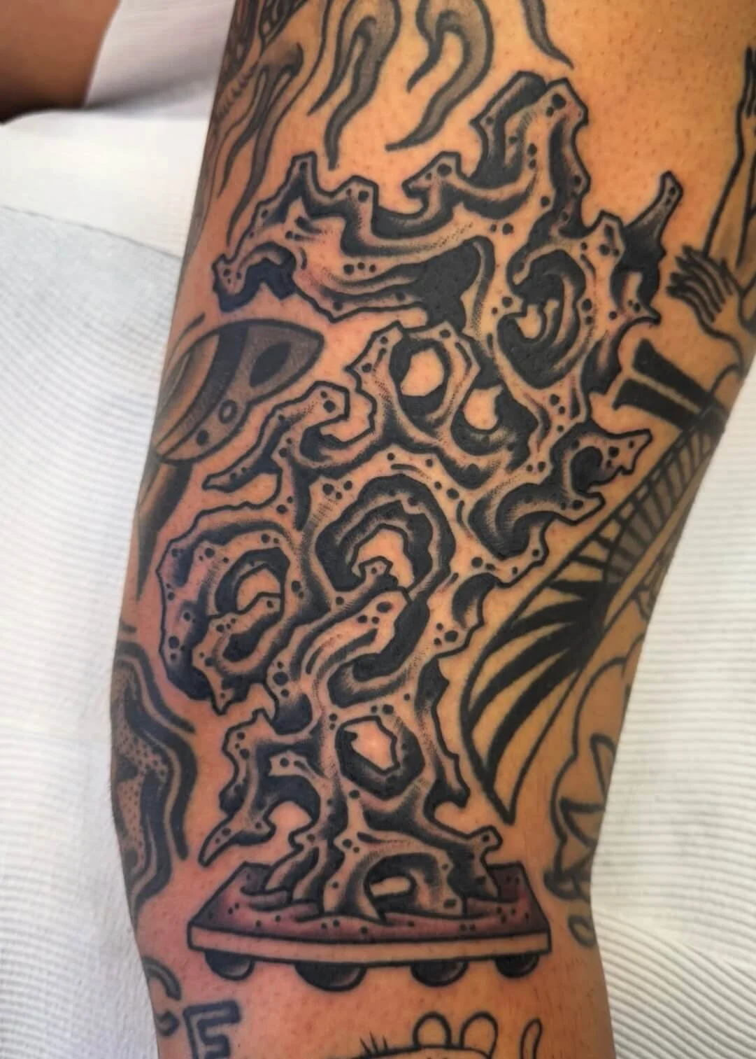 Mitch Oscar Sydney Traditional Tattoo Space Rocks Thigh