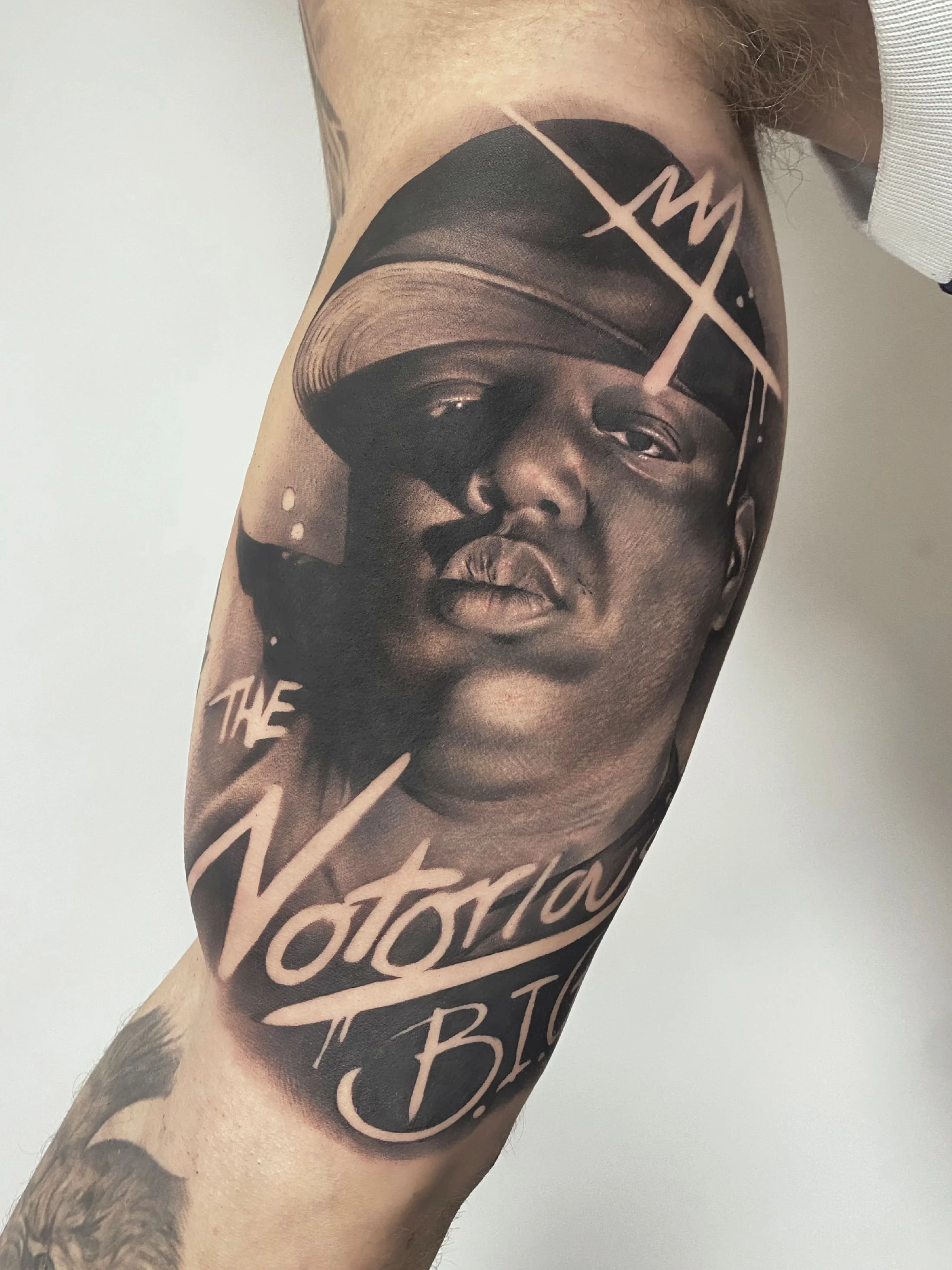 ciaran-harrington-biggie-smalls-portrait-black-and-grey-tattoo-cambridge.jpg